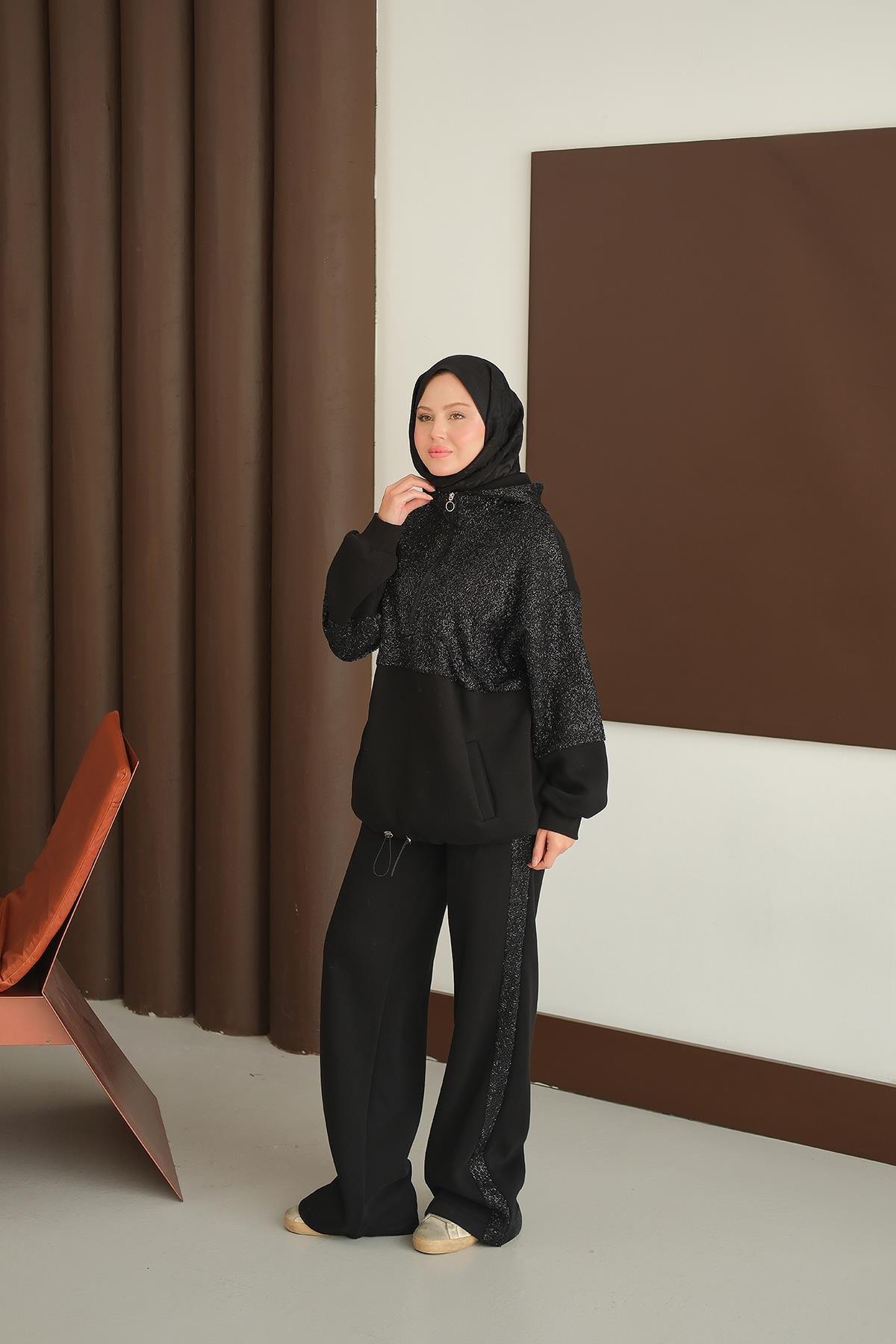 Sweatı Pullu Takım Siyah