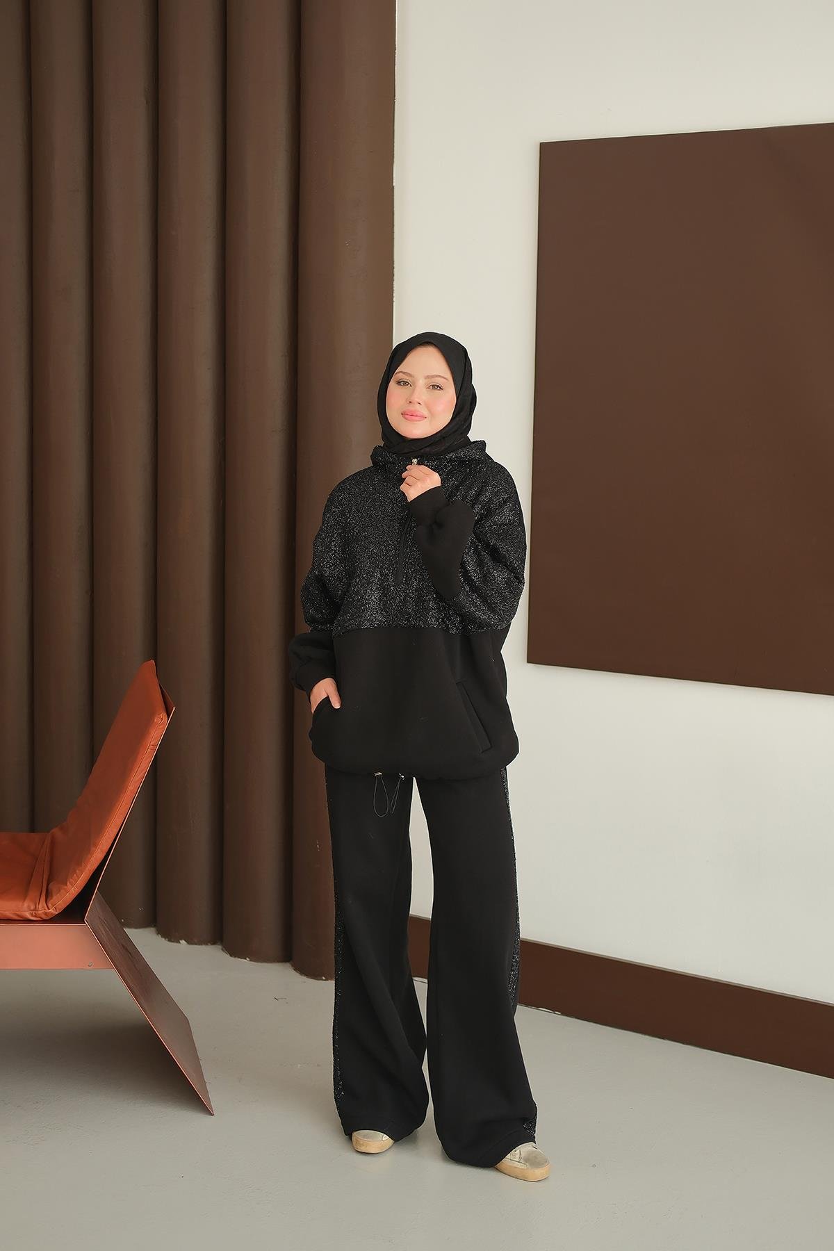 Sweatı Pullu Takım Siyah