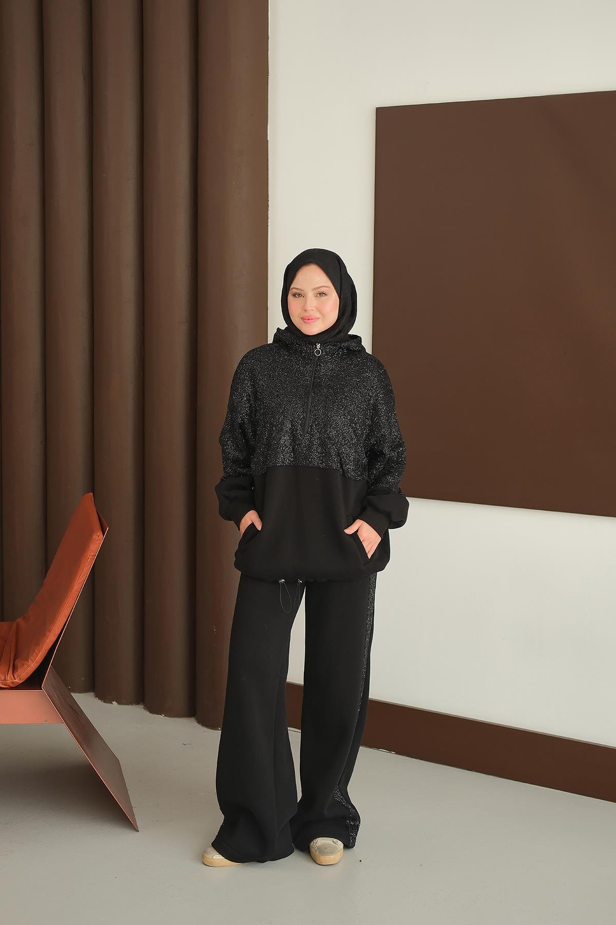 Sweatı Pullu Takım Siyah