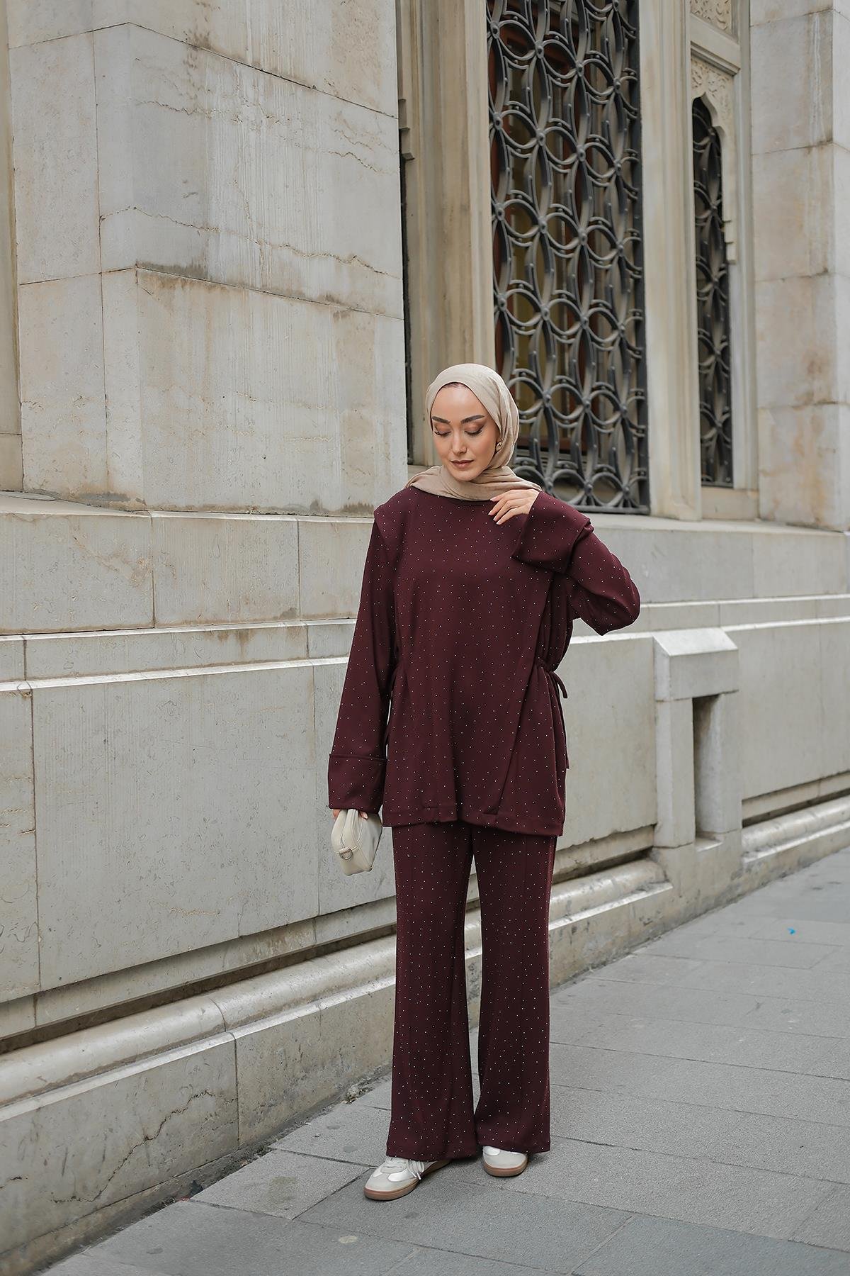 Taş Detay Beli Lastikli Takım Bordo