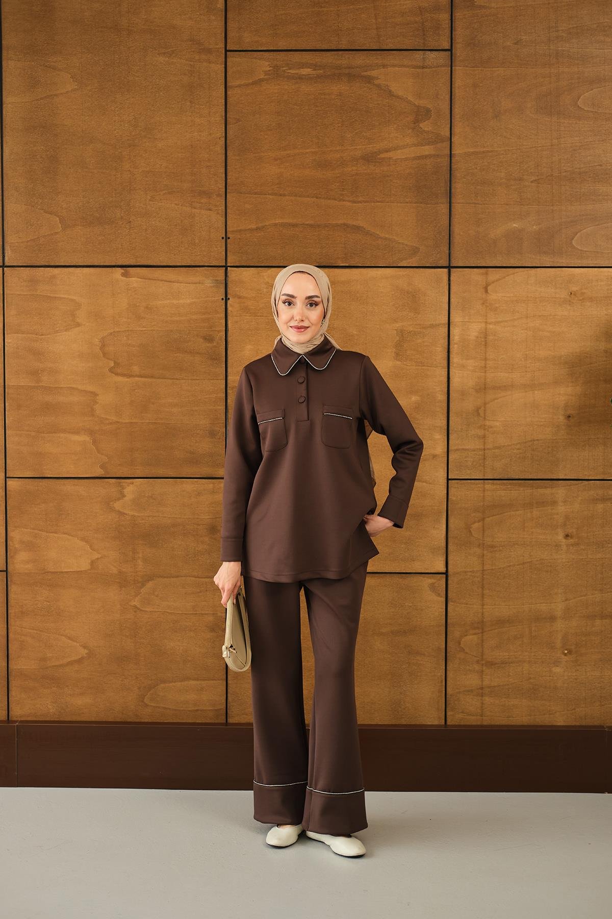 Taş Detay Cepli Takım Kahverengi
