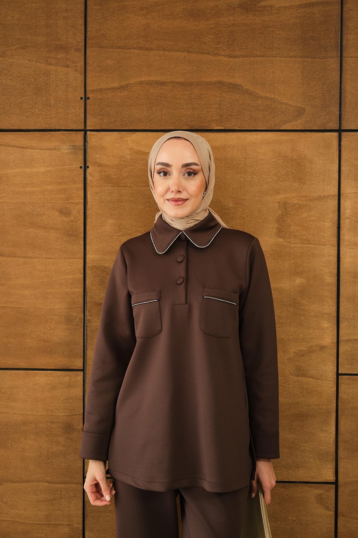 Taş Detay Cepli Takım Kahverengi