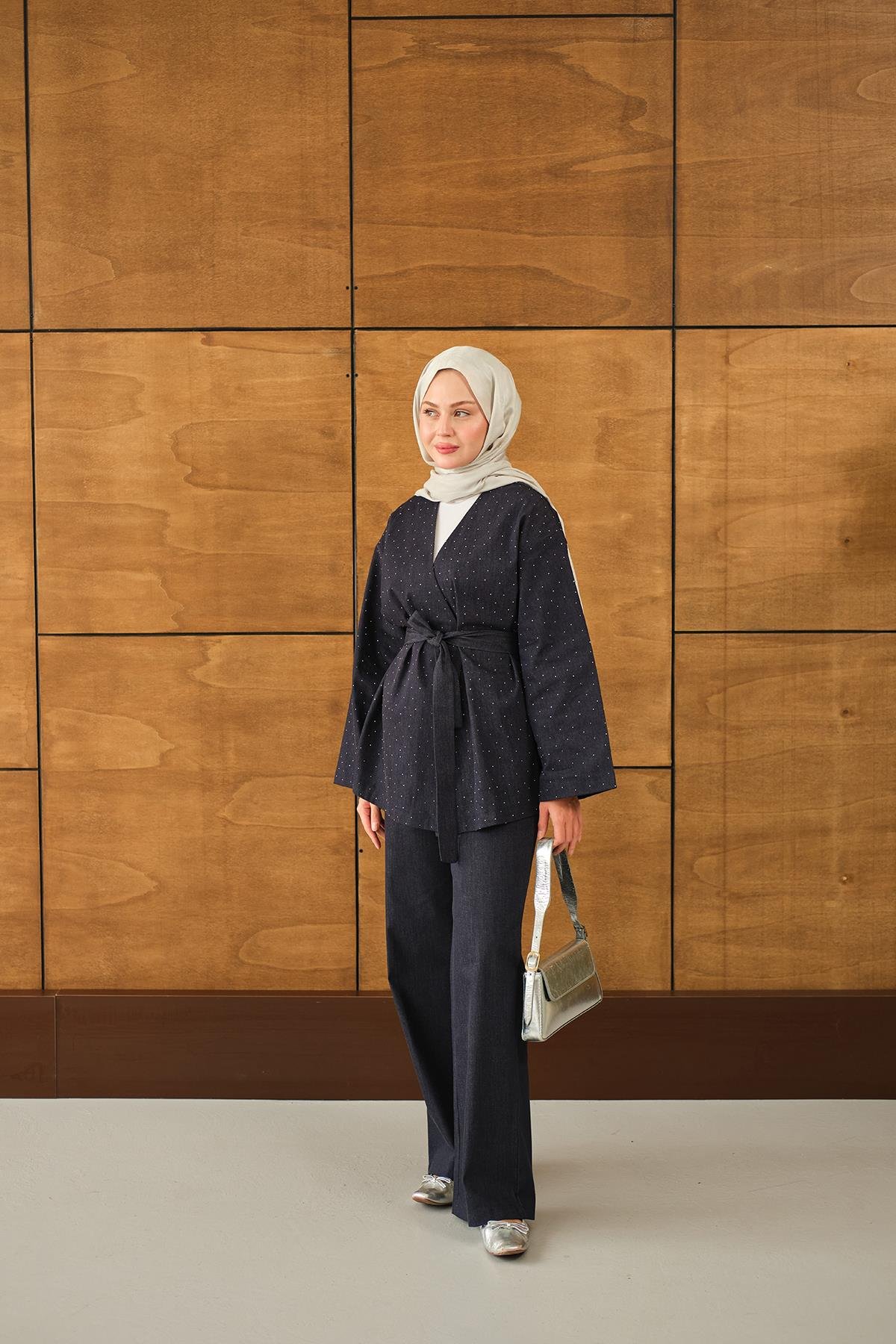 Taş Detay Kot Takım Lacivert