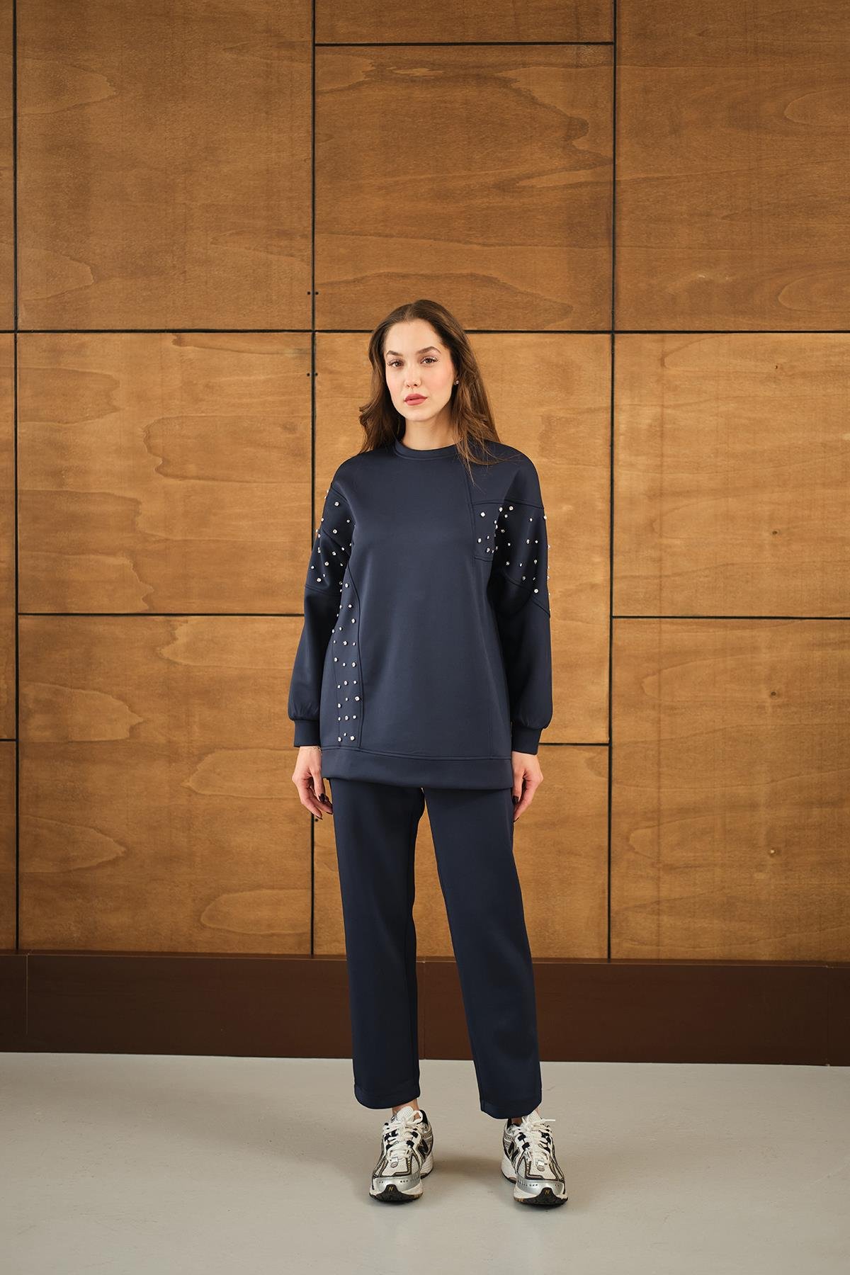 Taş Detay Takım Lacivert