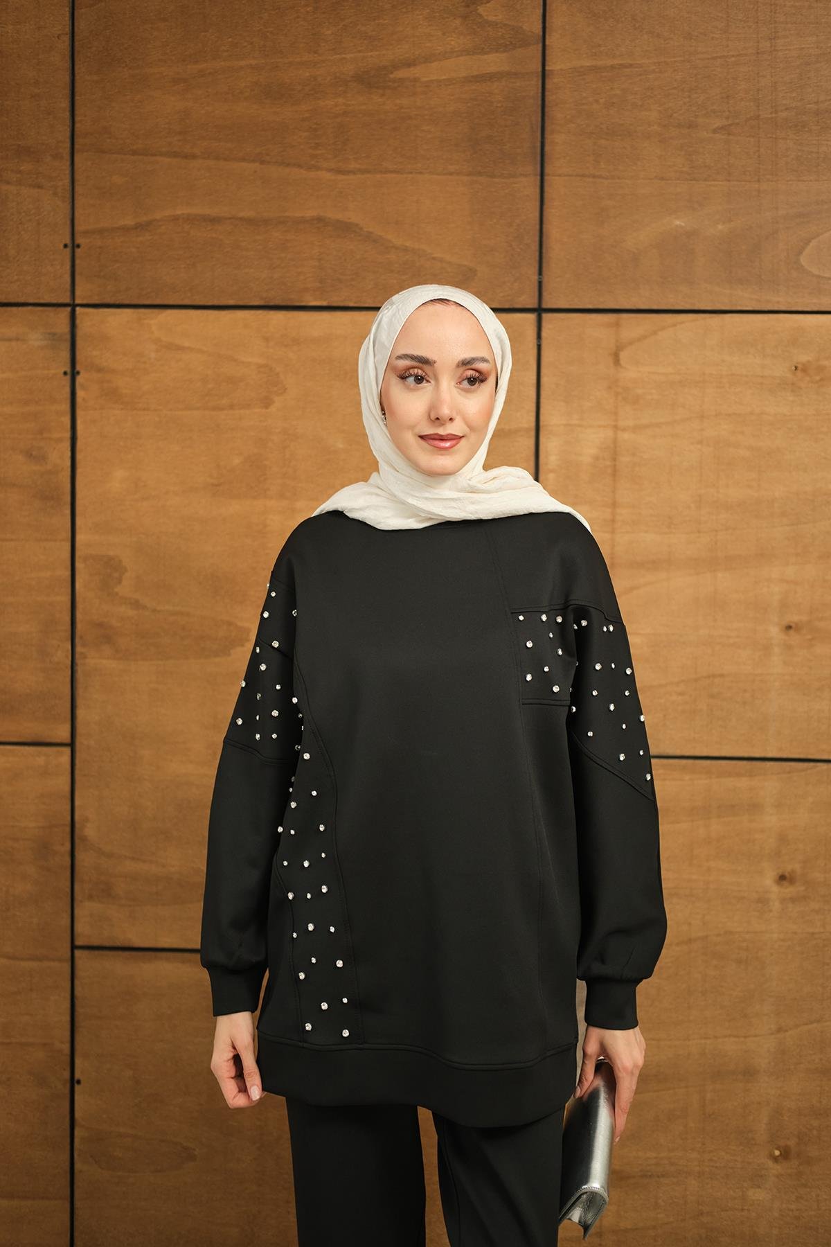 Taş Detay Takım Siyah