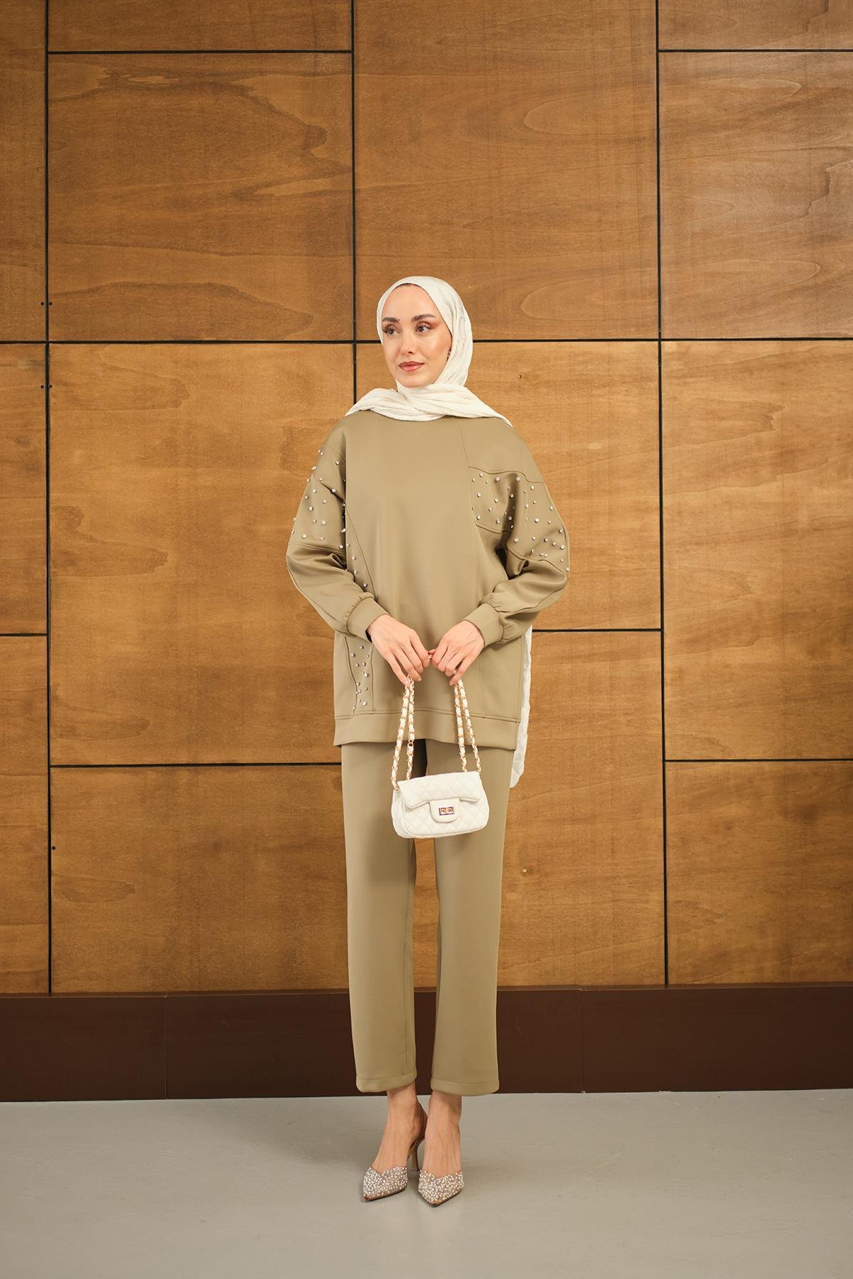 Taş Detay Takım Yeşil