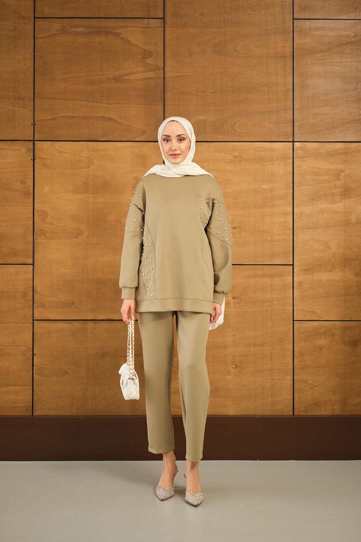 Taş Detay Takım Yeşil