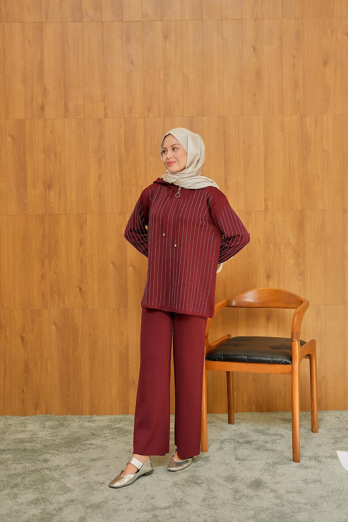 Taş Detay Triko Takım Bordo