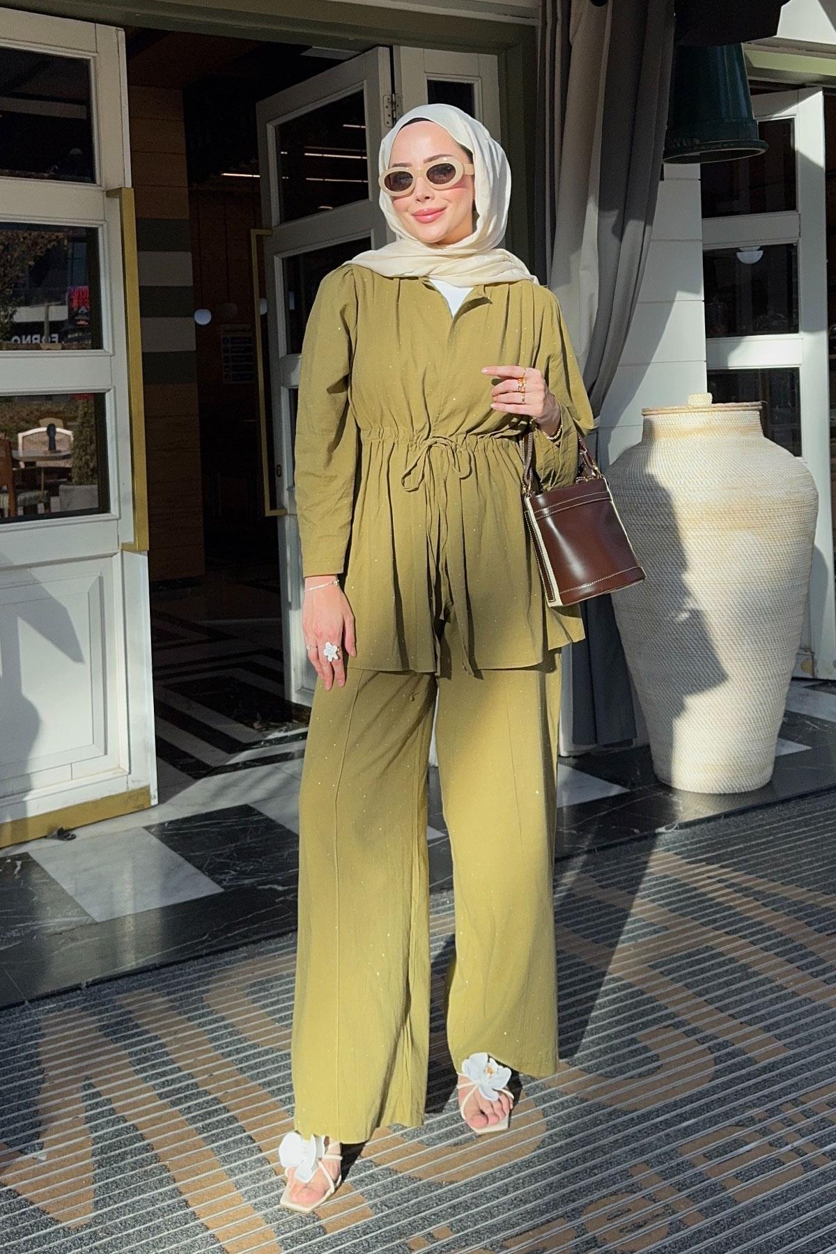 Taş Detaylı İkili Takım Haki Yeşil