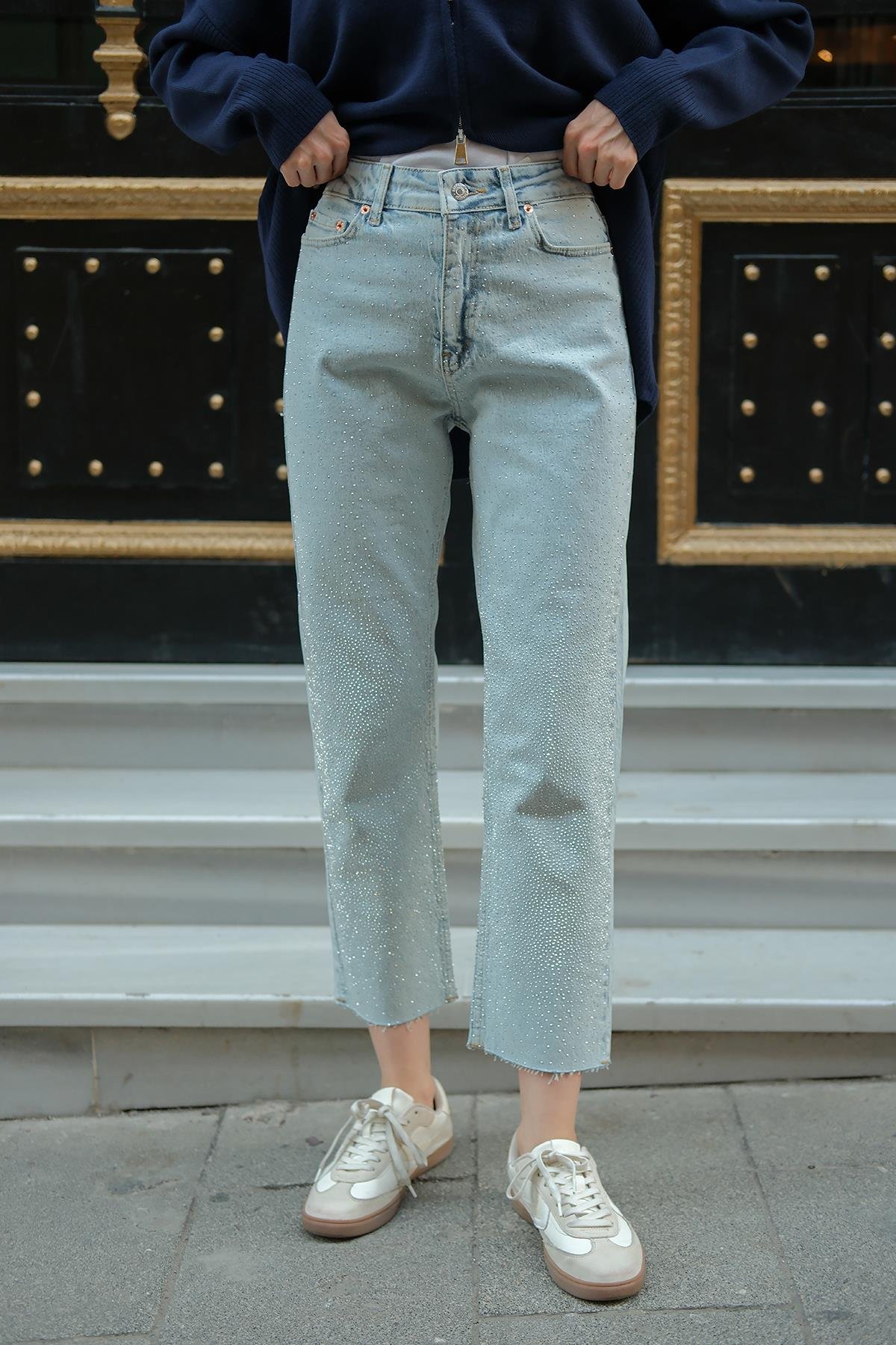Taşlı Kot Pantolon Buz Mavi