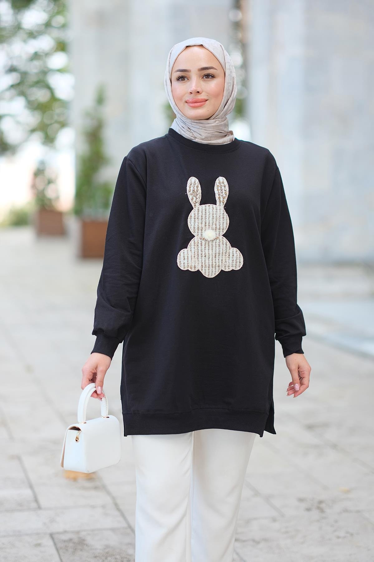 Tavşan Nakışlı Sweat Siyah