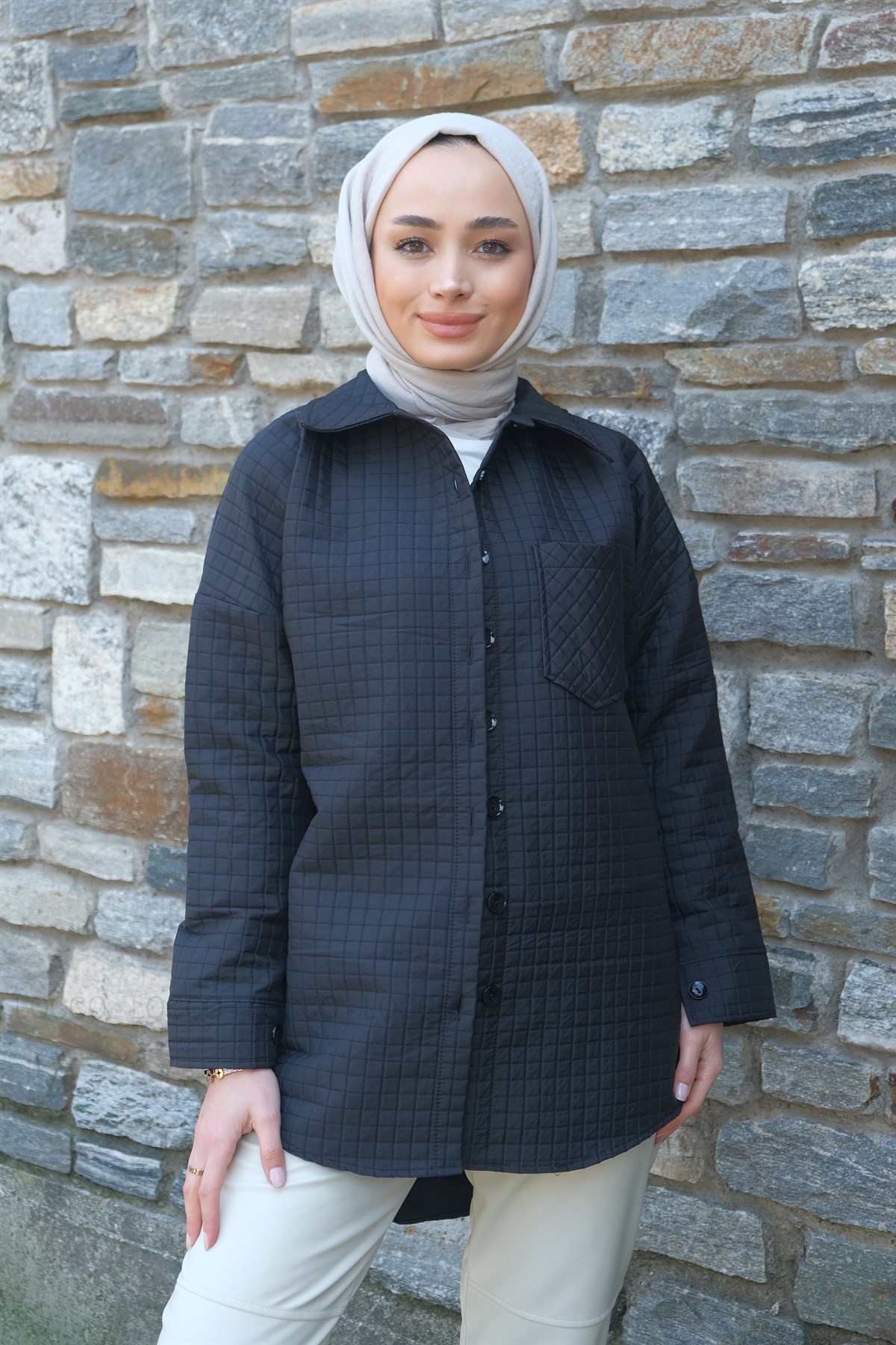 Uygun Fiyatlı TEK CEPLI KAPITONELI CEKET-SIYAH | Loccomoda.com 
