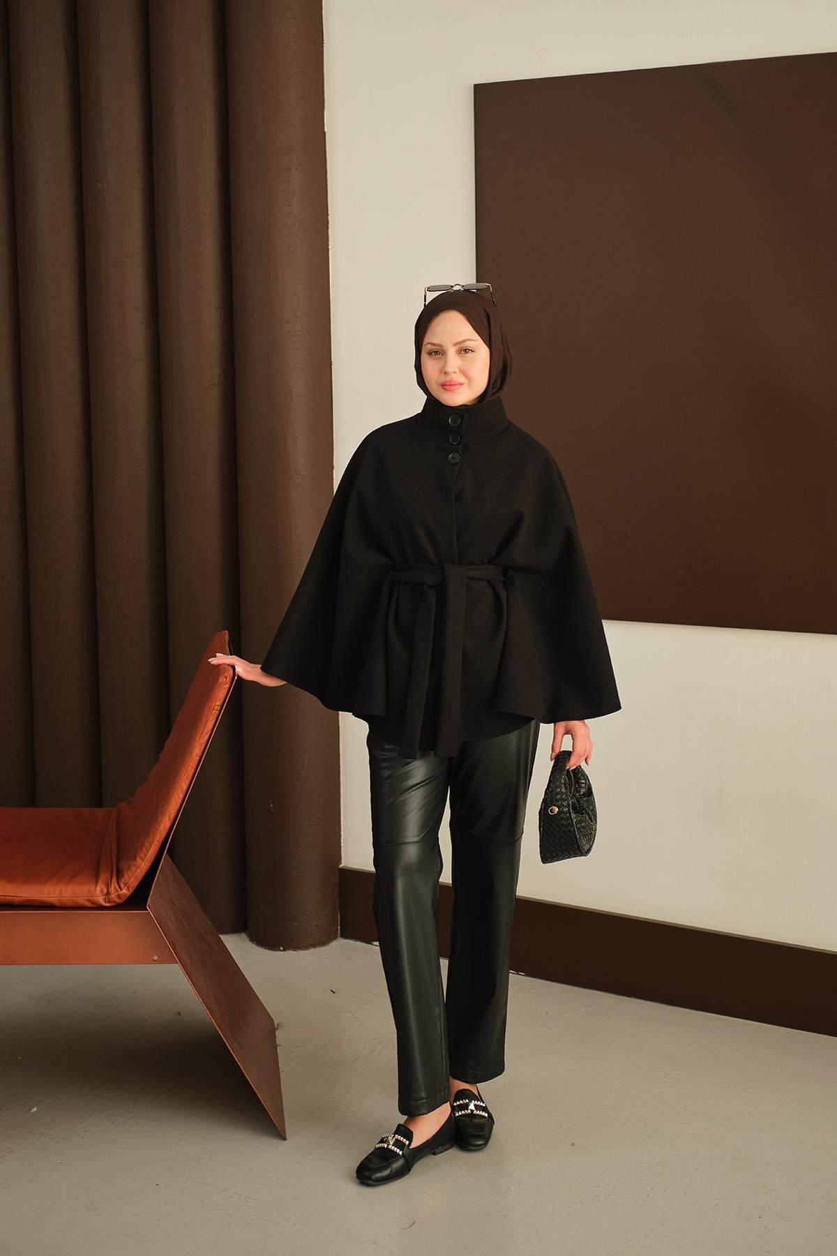 Üç Düğme Detay Panço Siyah