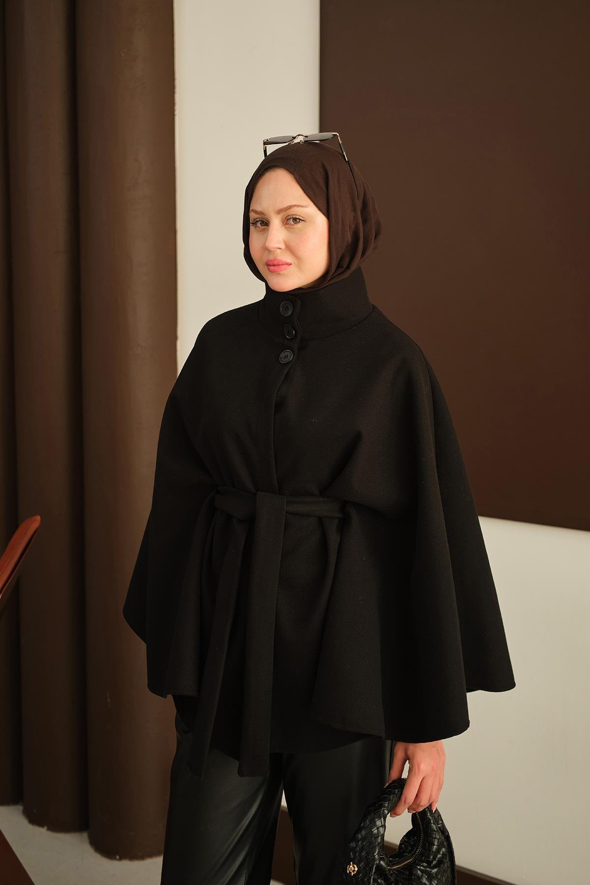 Üç Düğme Detay Panço Siyah