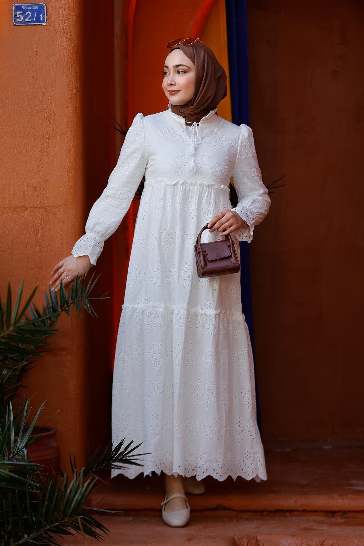 YAKA BAGLAMALI DANTELLI ELBISE BEYAZ