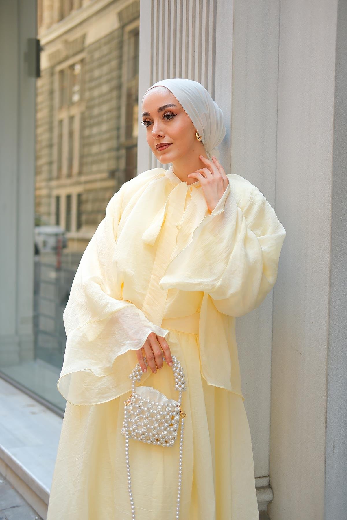 Yaka Bağlamalı Takım Sarı