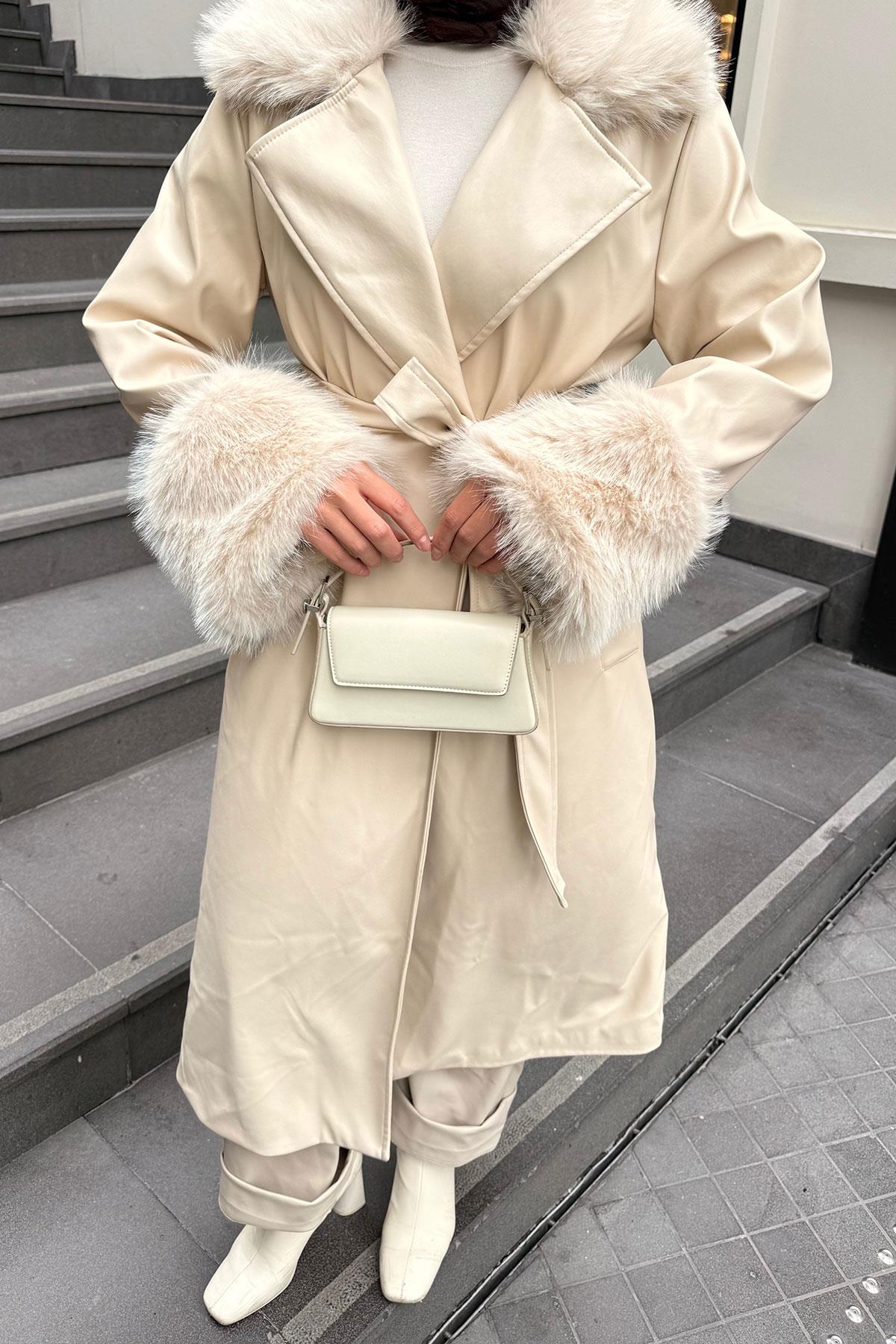 Yaka Kürk Detay Deri Trenç Krem