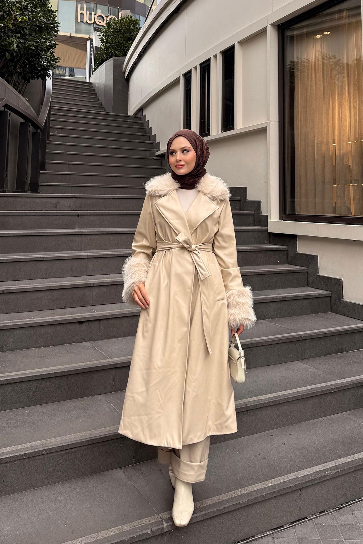 Yaka Kürk Detay Deri Trenç Krem