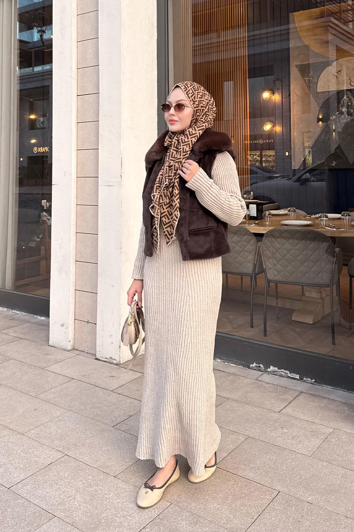 Yaka Kürklü Yelek Kahverengi