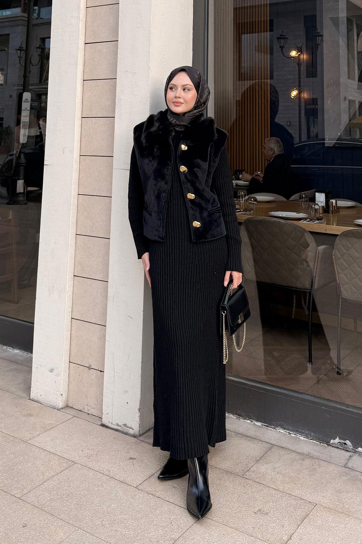 Yaka Kürklü Yelek Siyah