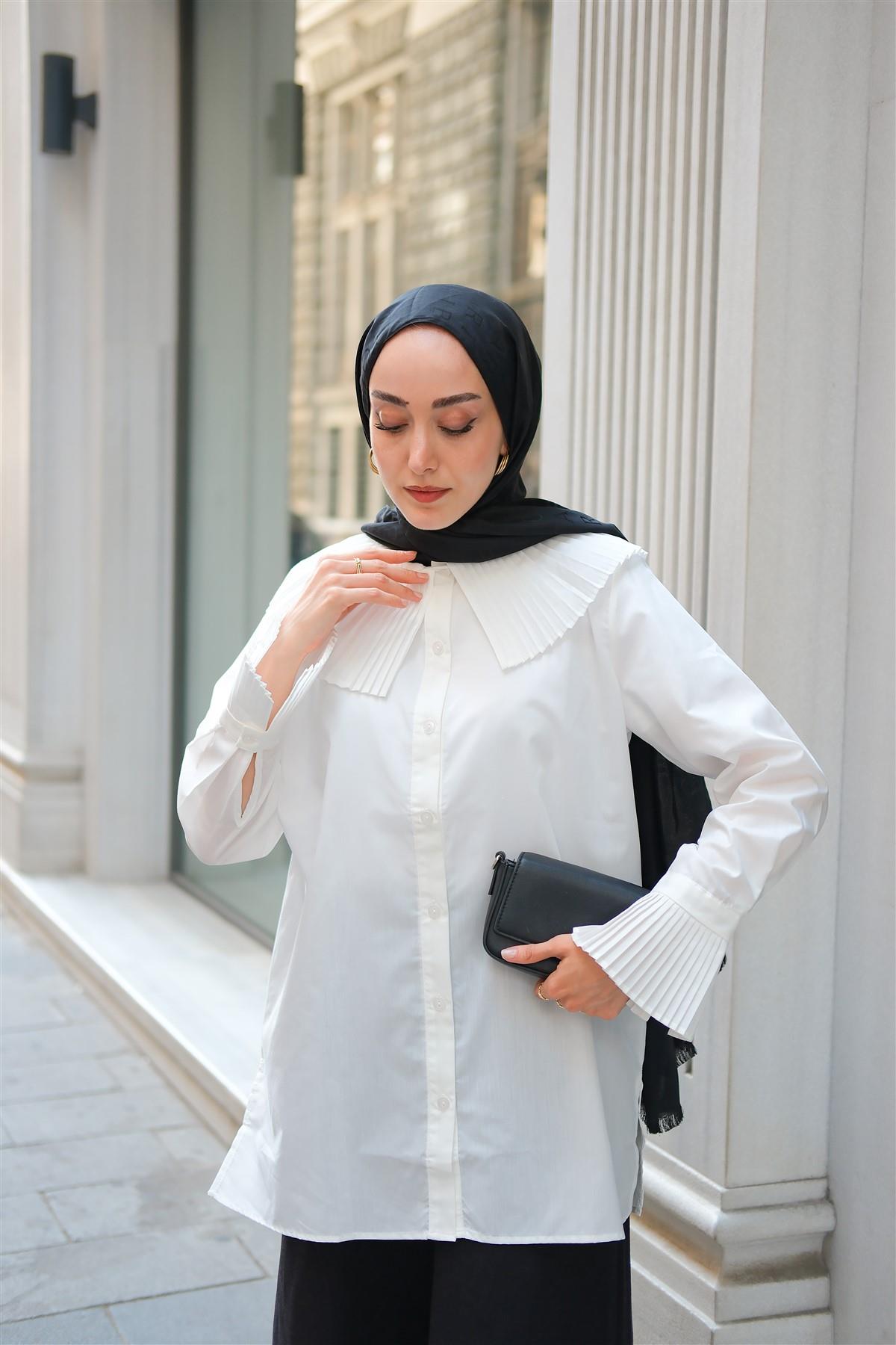 Yaka Ve Kol Pilise Detaylı Gömlek Beyaz