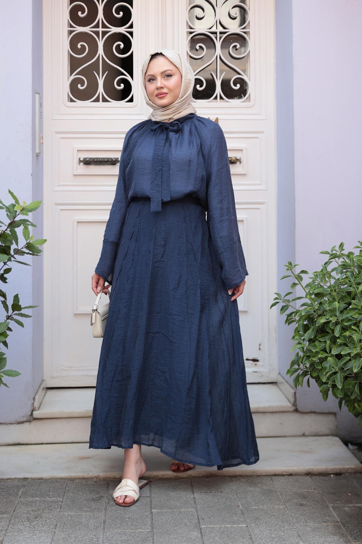 Yakası Bağcık Detaylı İkili Takım Lacivert