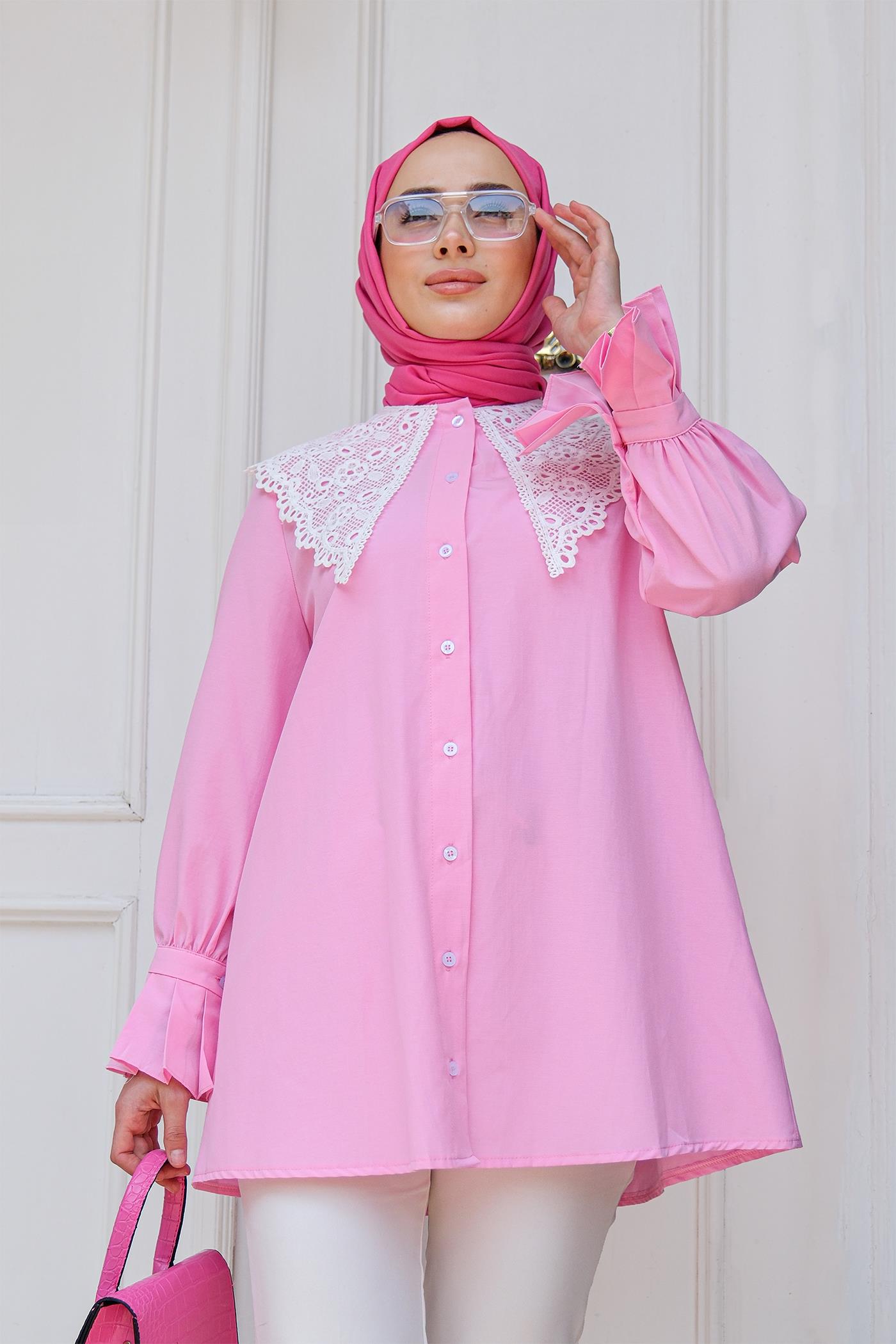 Yakası Dantel Detay Pembe