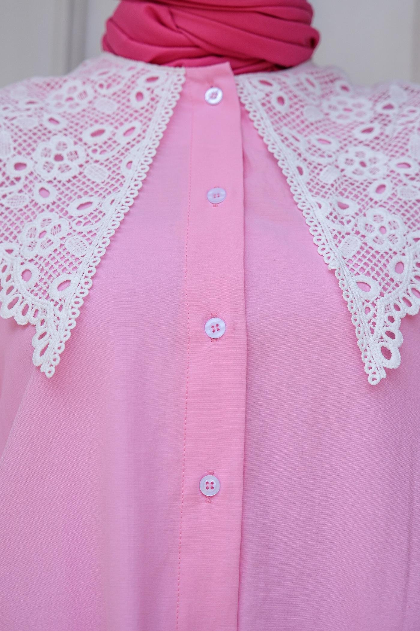 Yakası Dantel Detay Pembe