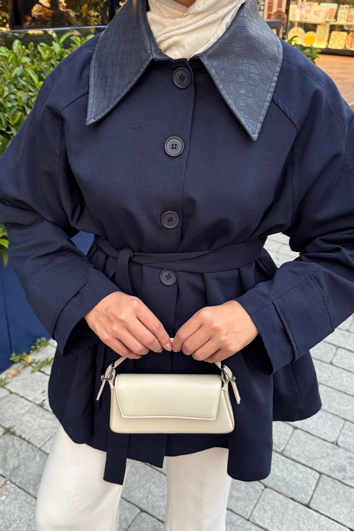 Yakası Deri Trenç Lacivert