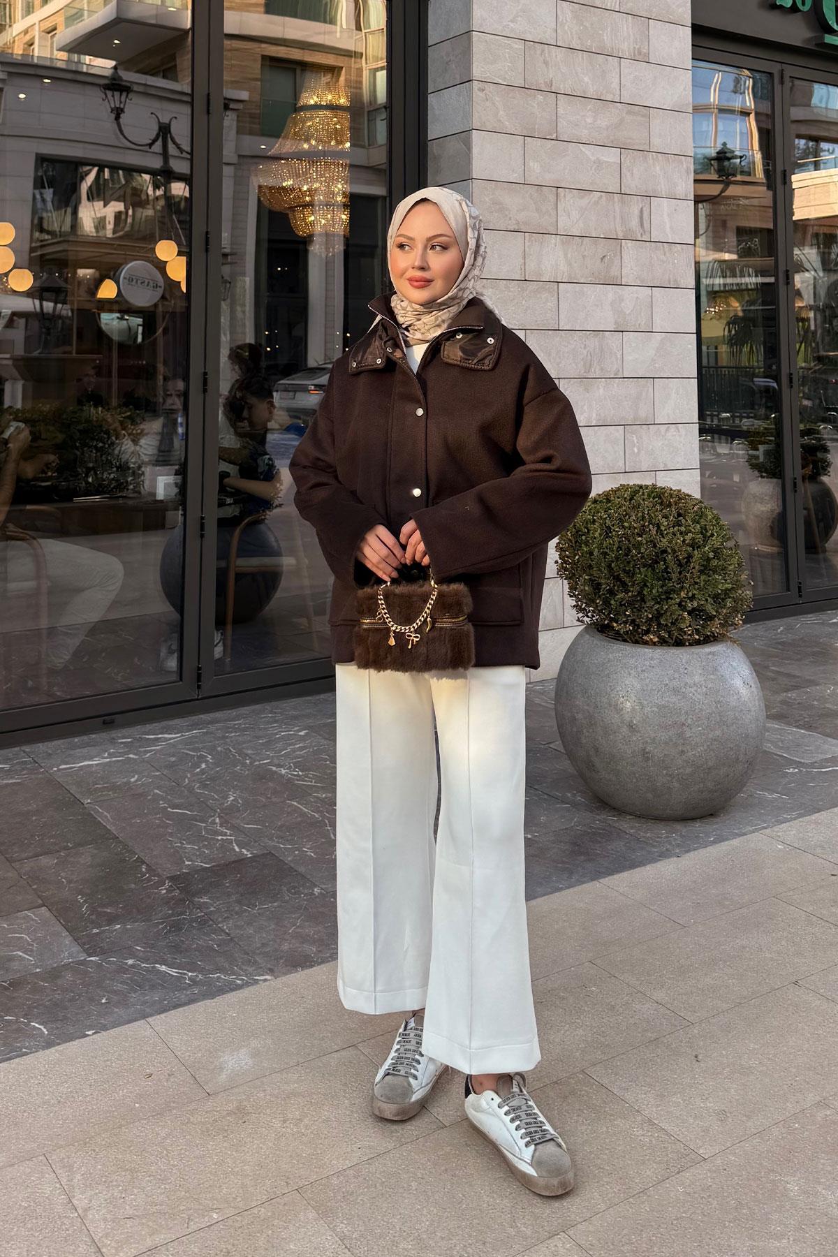 Yakası Lastik Detaylı Ceket Kahverengi