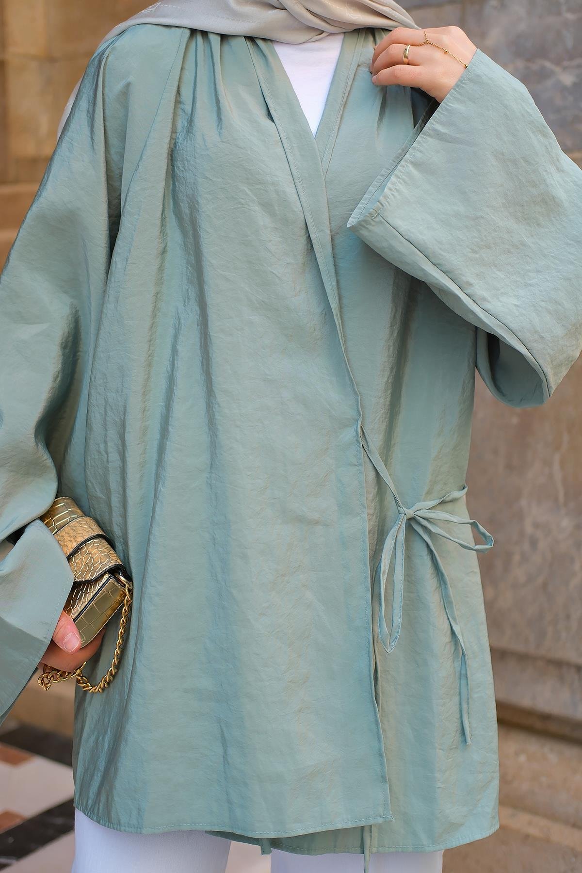 Yakası Pile Detaylı Kimono Yeşil