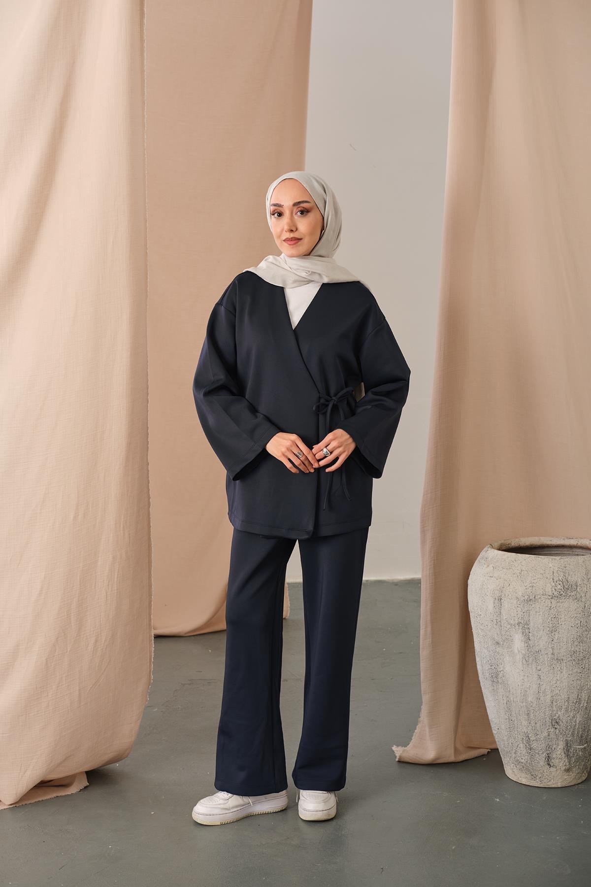 Yan Bağlamalı Takım Lacivert