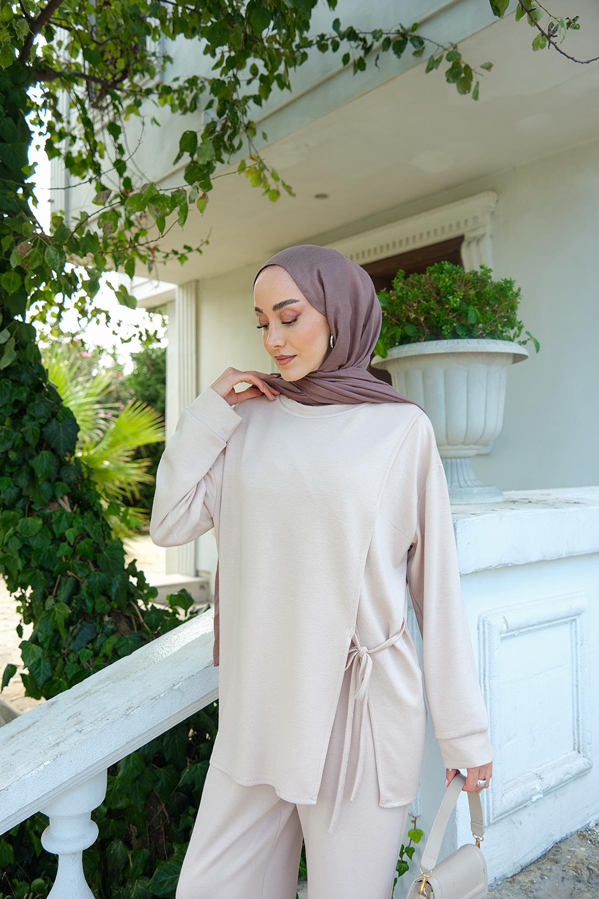 Yandan Bağlamalı Takım Bej