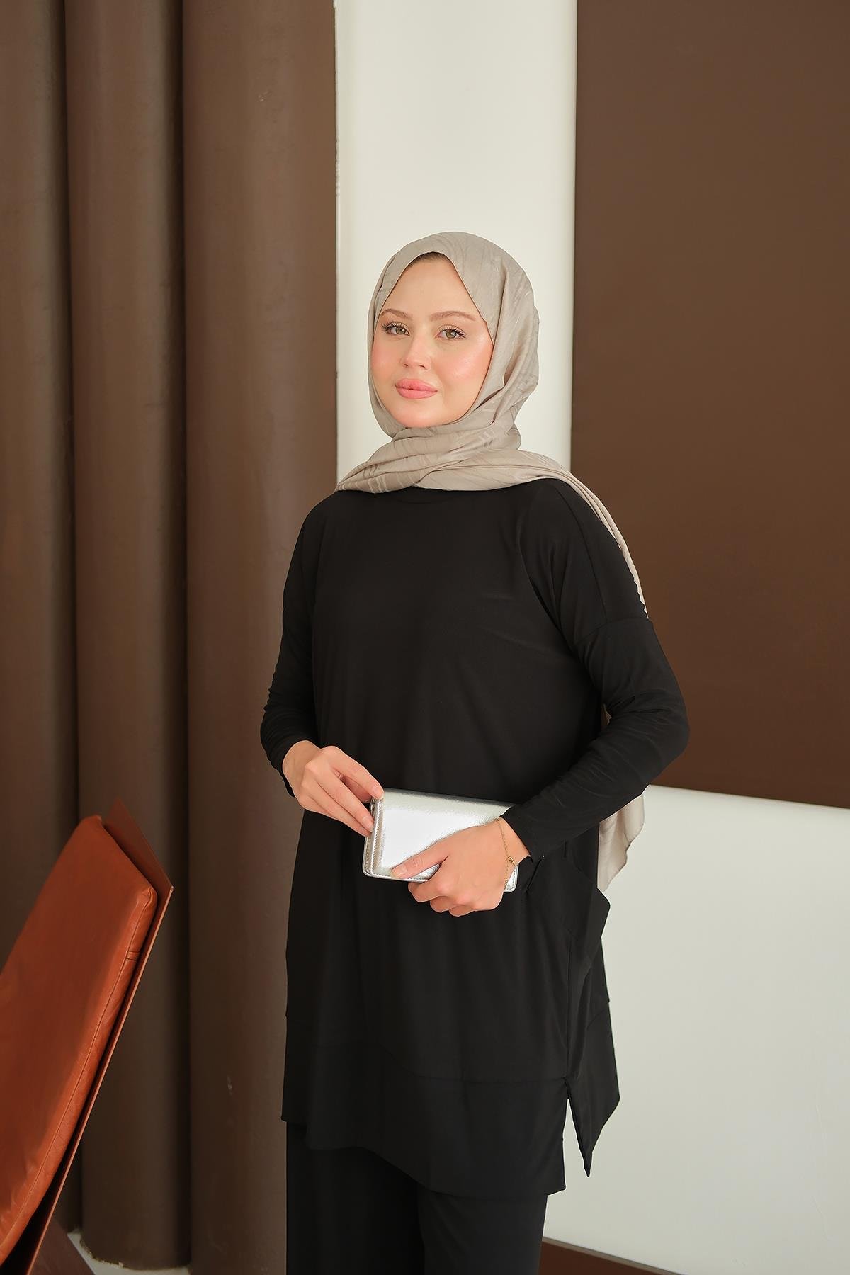 Yanları Cepli Takım SIYAH