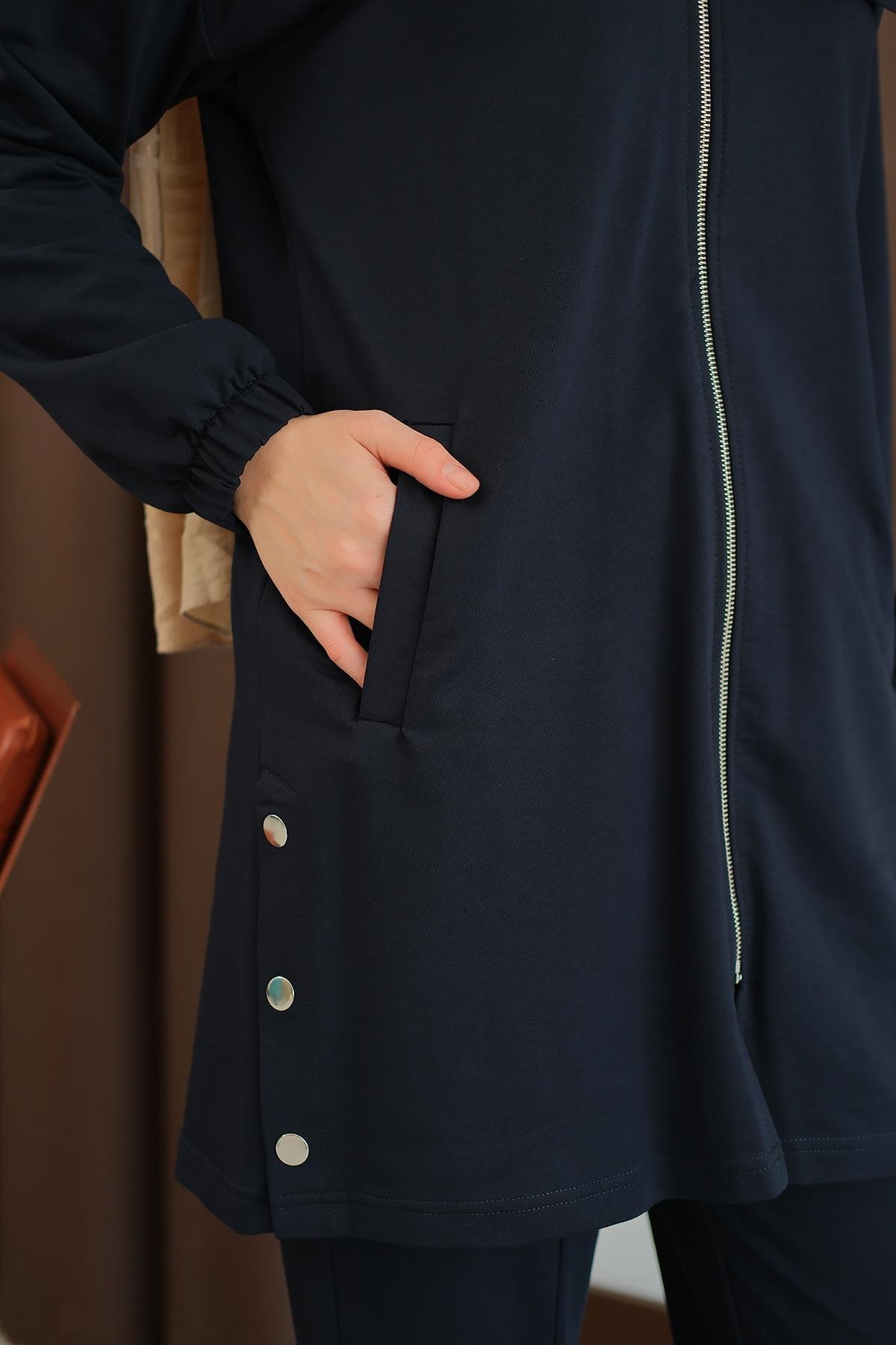 Yanları Çıtçıt Detay Fermuarlı Takım Lacivert