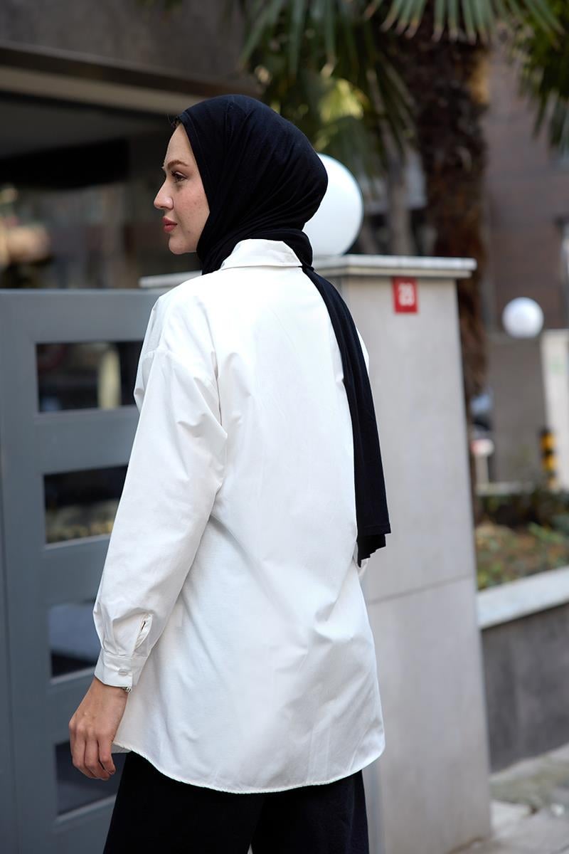 Yanları Düğme Detaylı Gömlek Beyaz