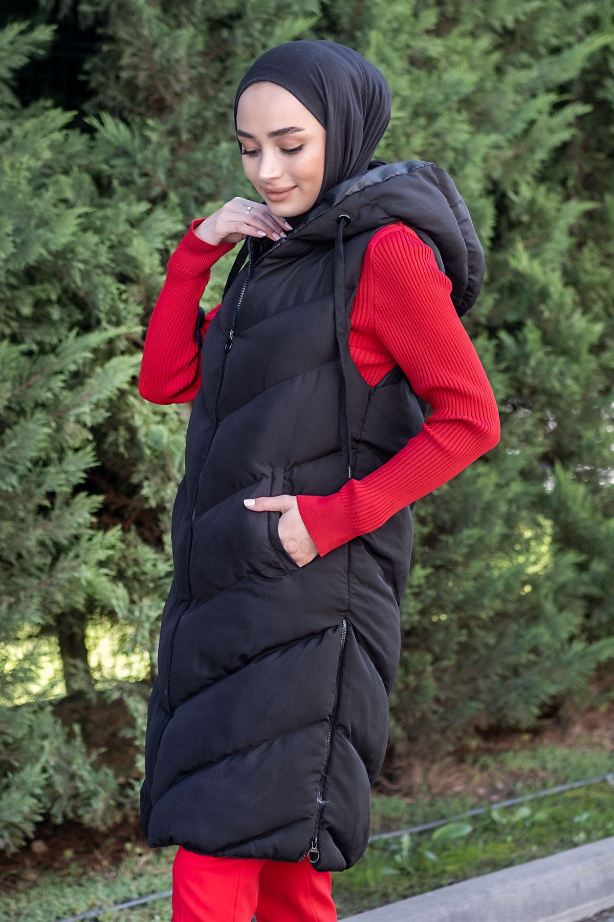 Uygun Fiyatlı YANLARI FERMUARLI SISME YELEK  SIYAH | Loccomoda.com 