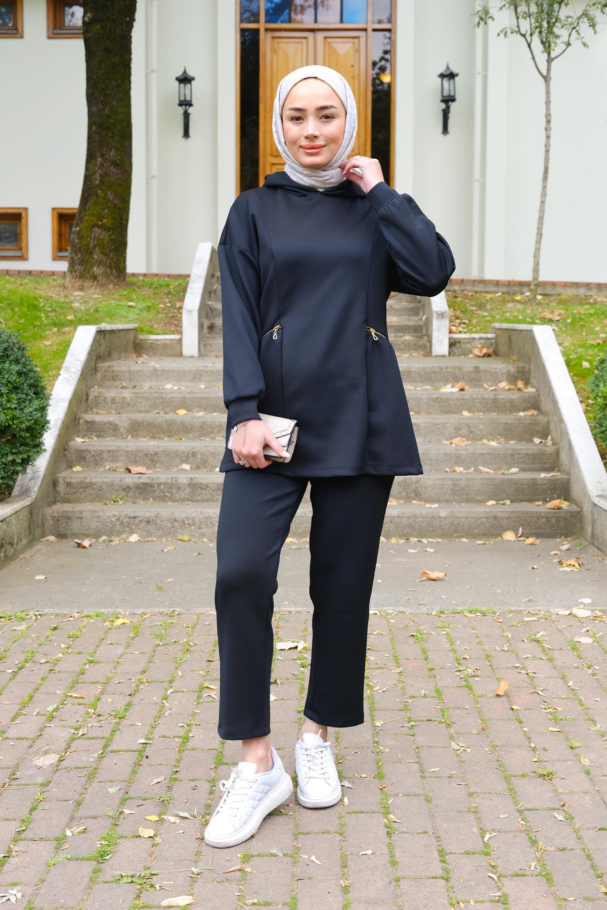 Yanları Fermuarlı Takım Siyah