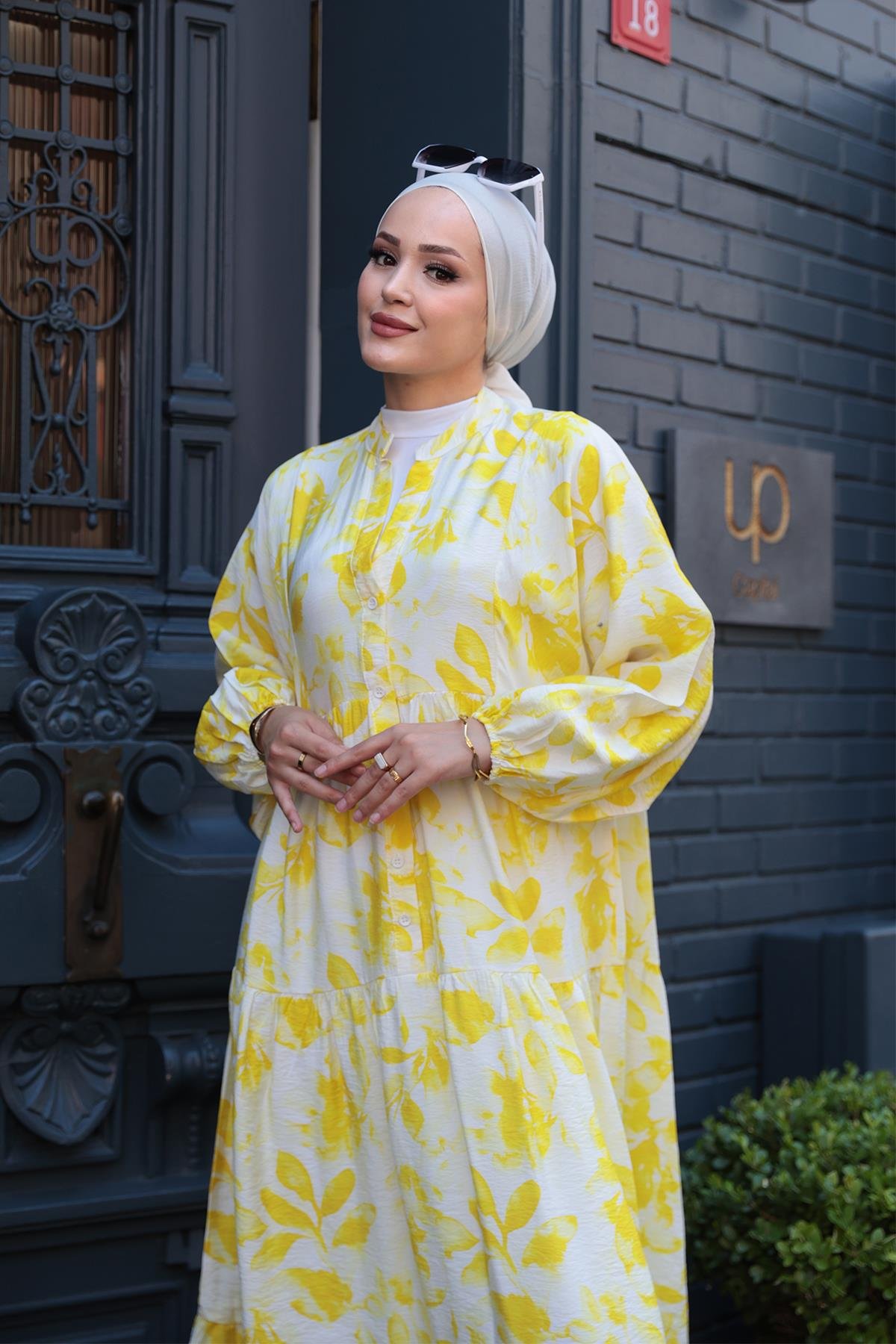 Yapraklı Soyut Desen Elbise Sarı