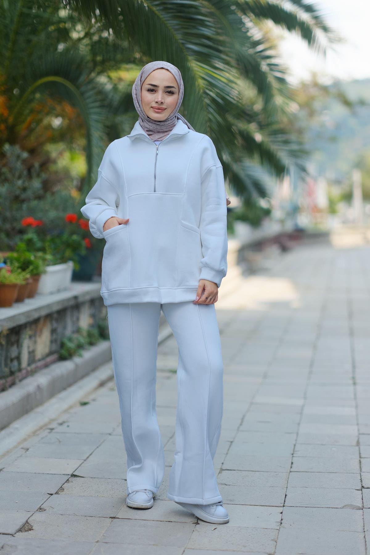 Yarım Fermuarlı İkili Takım Beyaz