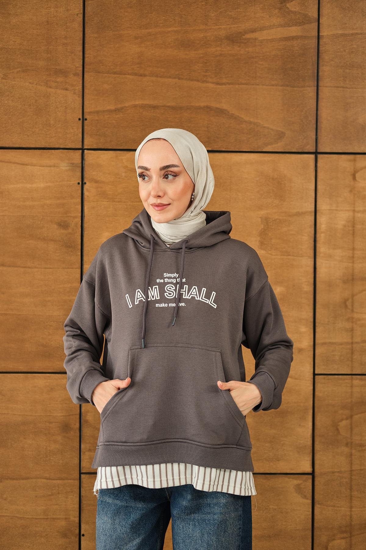 Yazı Baskılı Kapüşonlu Sweat Gri