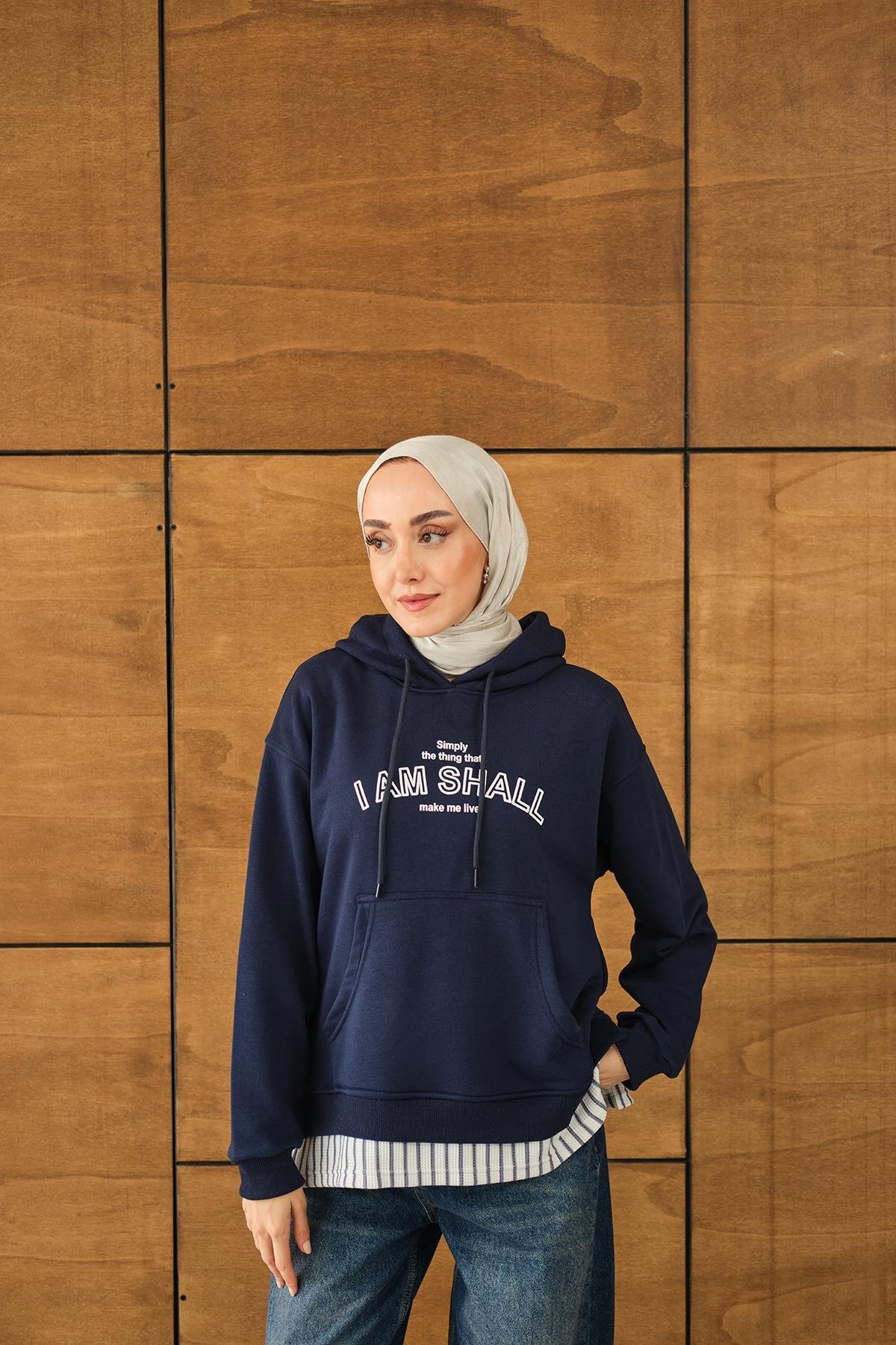 Yazı Baskılı Kapüşonlu Sweat Lacivert