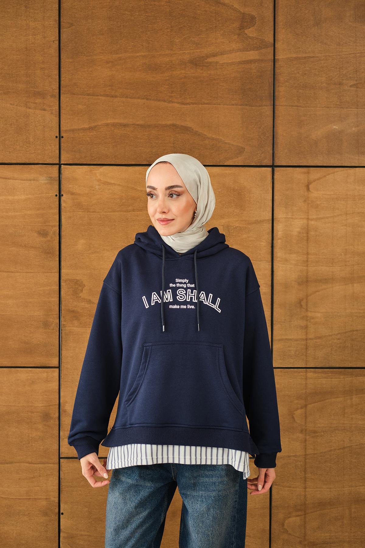 Yazı Baskılı Kapüşonlu Sweat Lacivert