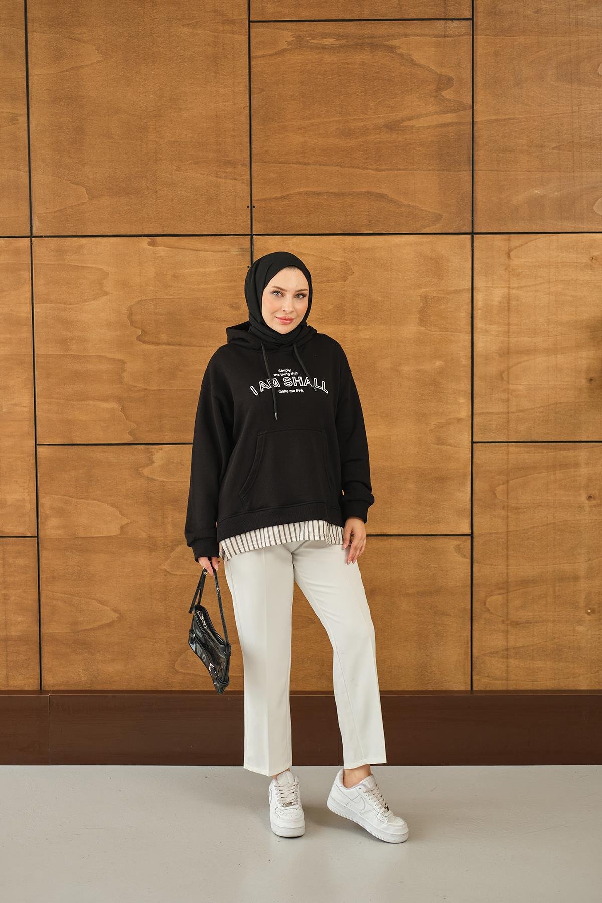 Yazı Baskılı Kapüşonlu Sweat Siyah