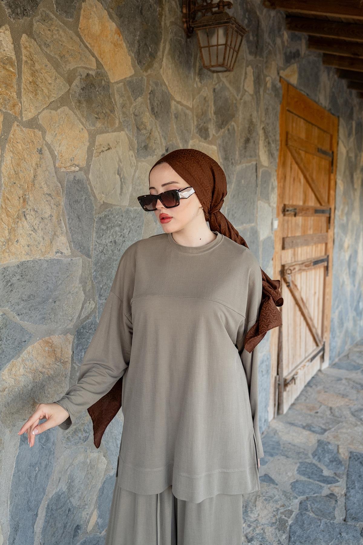 Yırtmaç Detay Takım Haki Yeşil