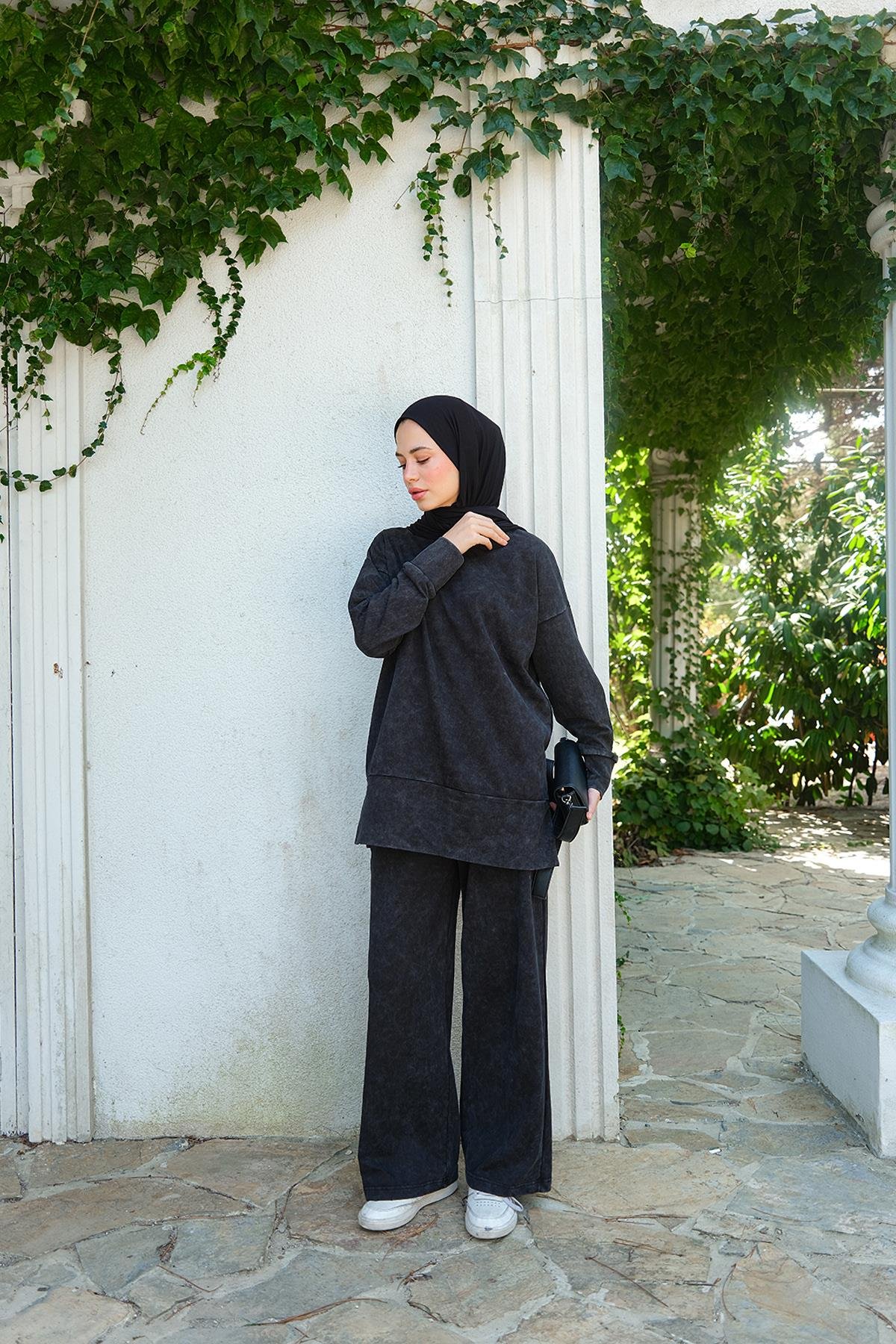 Yırtmaç Detay Yıkama Takım Siyah