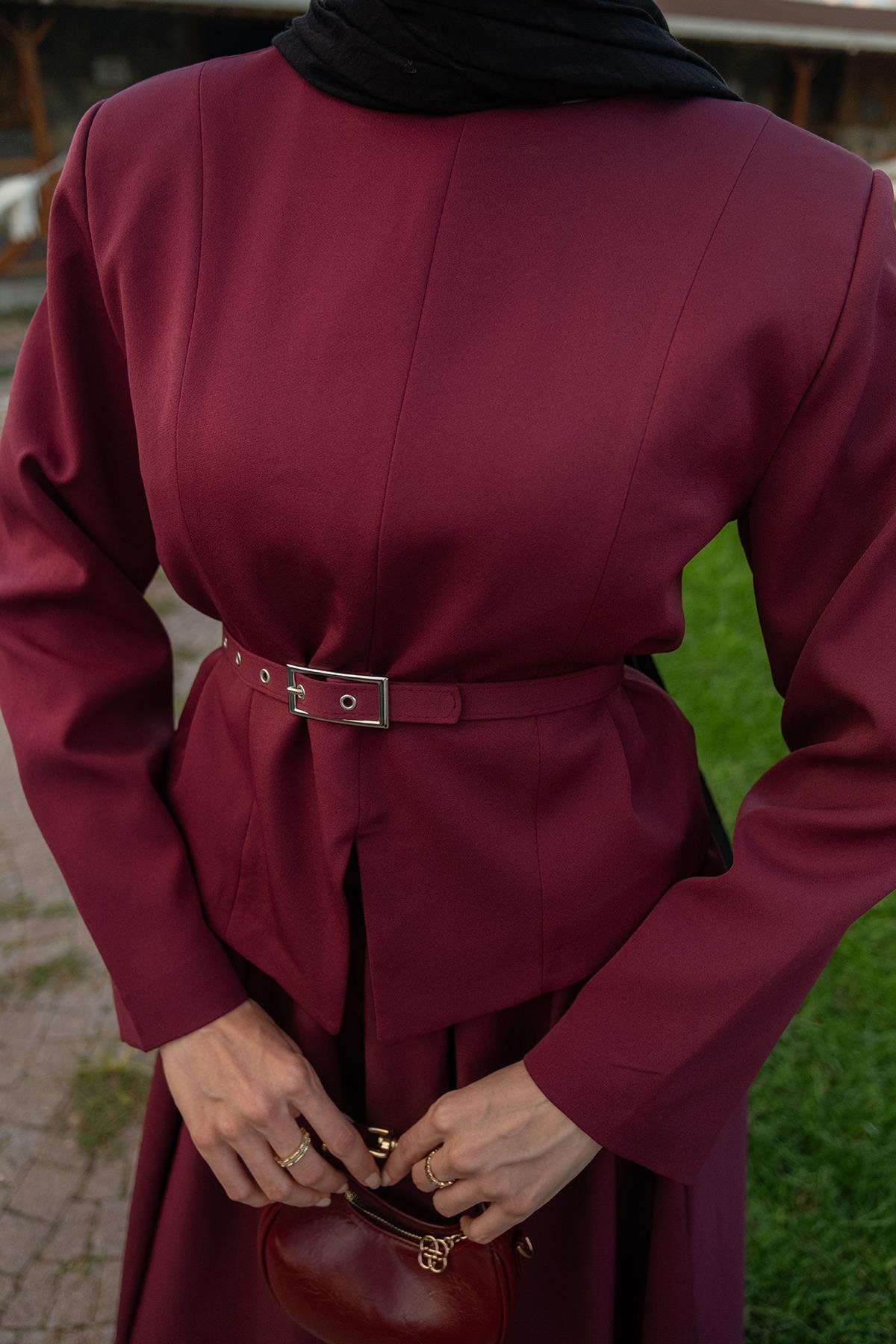 Yırtmaç Detaylı Takım Bordo