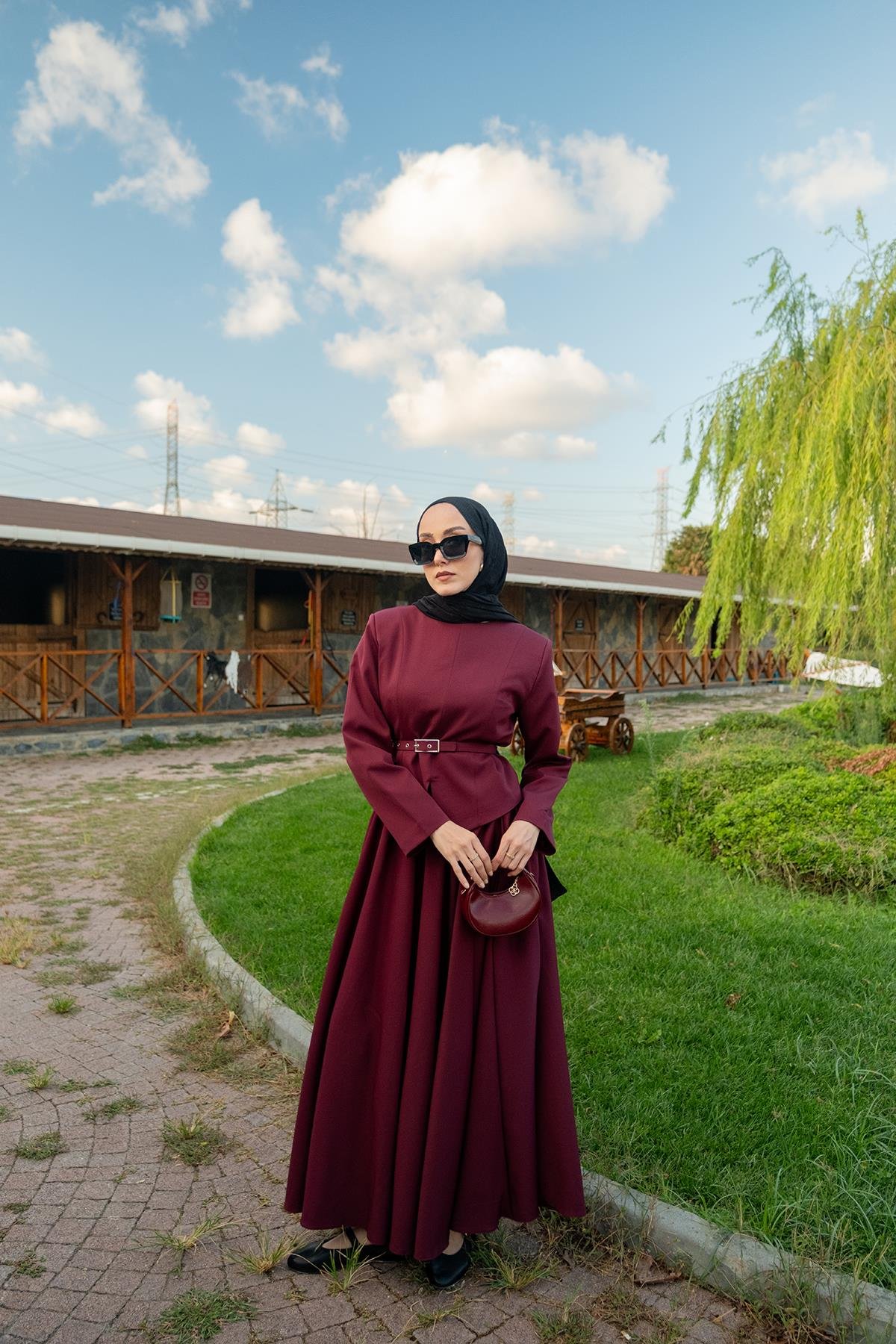 Yırtmaç Detaylı Takım Bordo