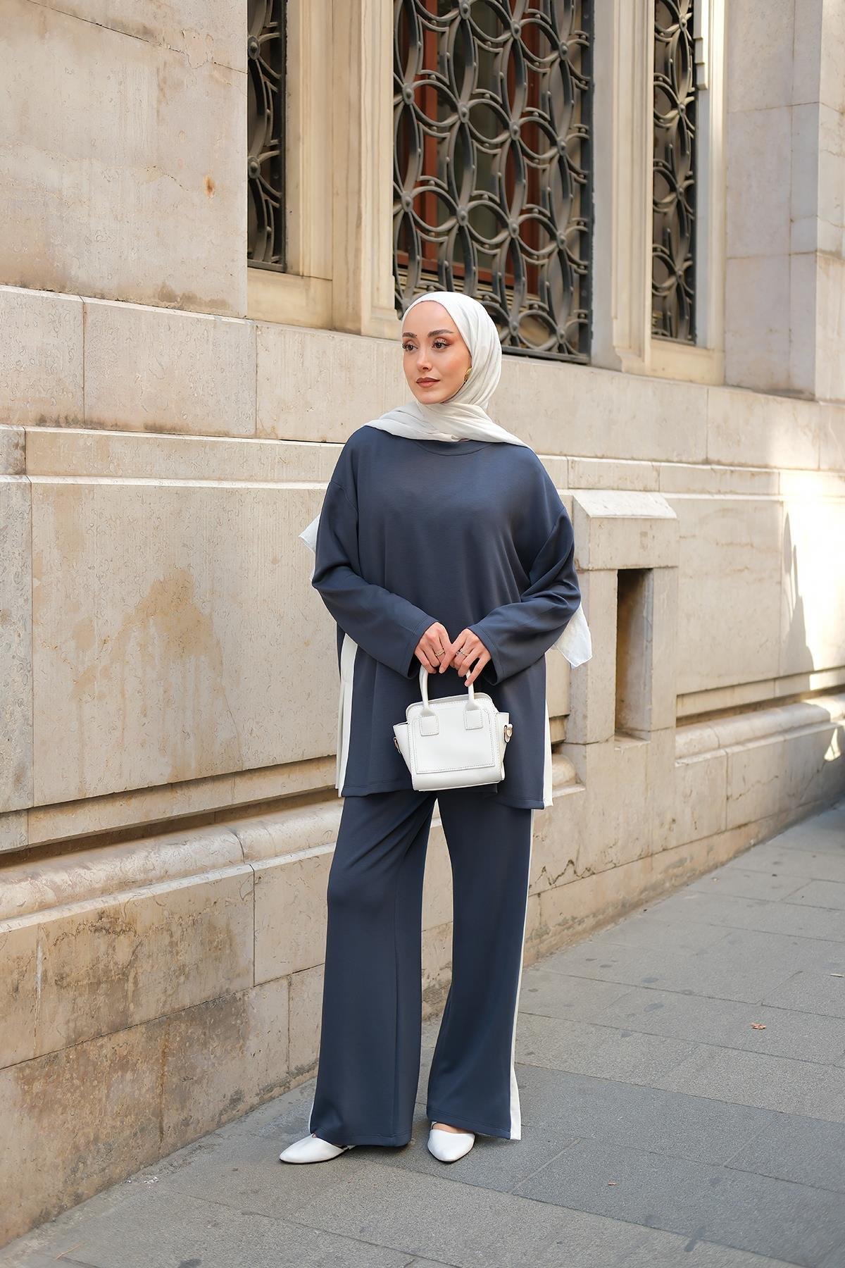 Yırtmaçlı Garni Detay Takım Antrasit