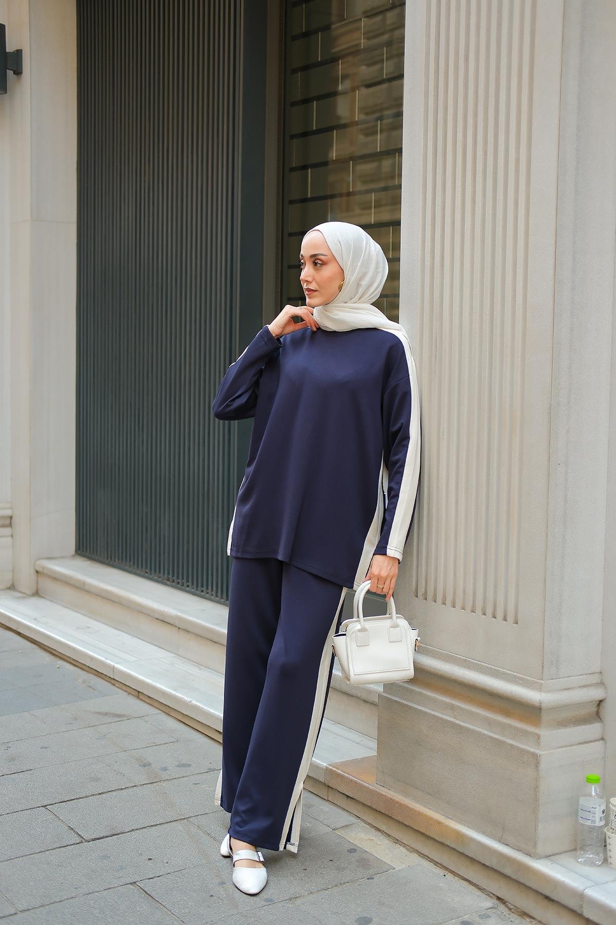 Yırtmaçlı Garni Detay Takım Lacivert